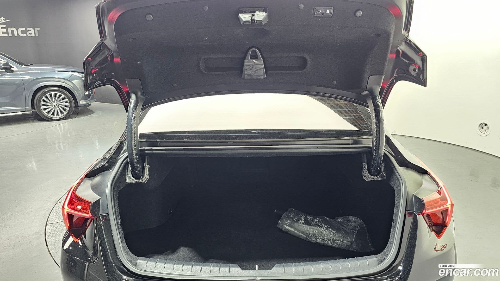Main__Slider__Photo:K8 Kia 2022.4-19