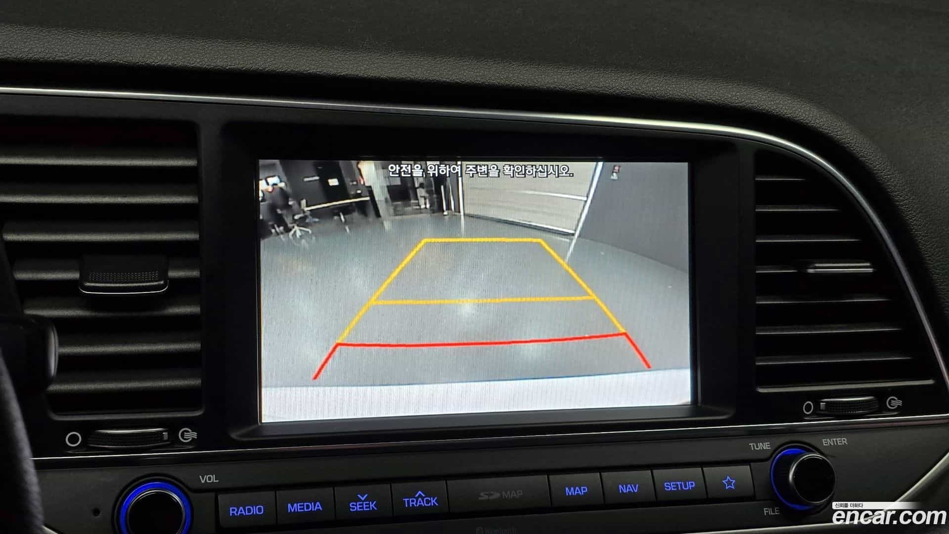 AVANTE Hyundai 2018.7-OPTION-022