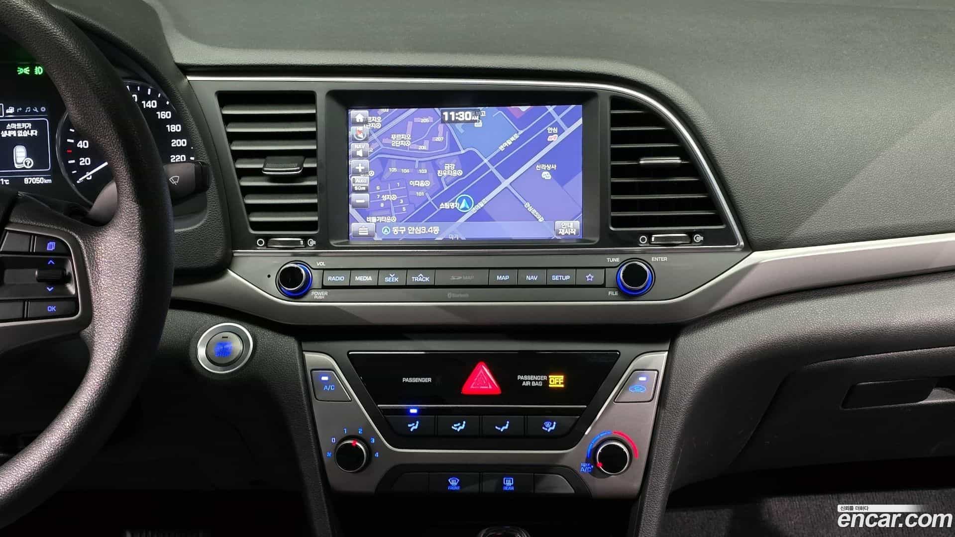 AVANTE Hyundai 2018.7-OPTION-024