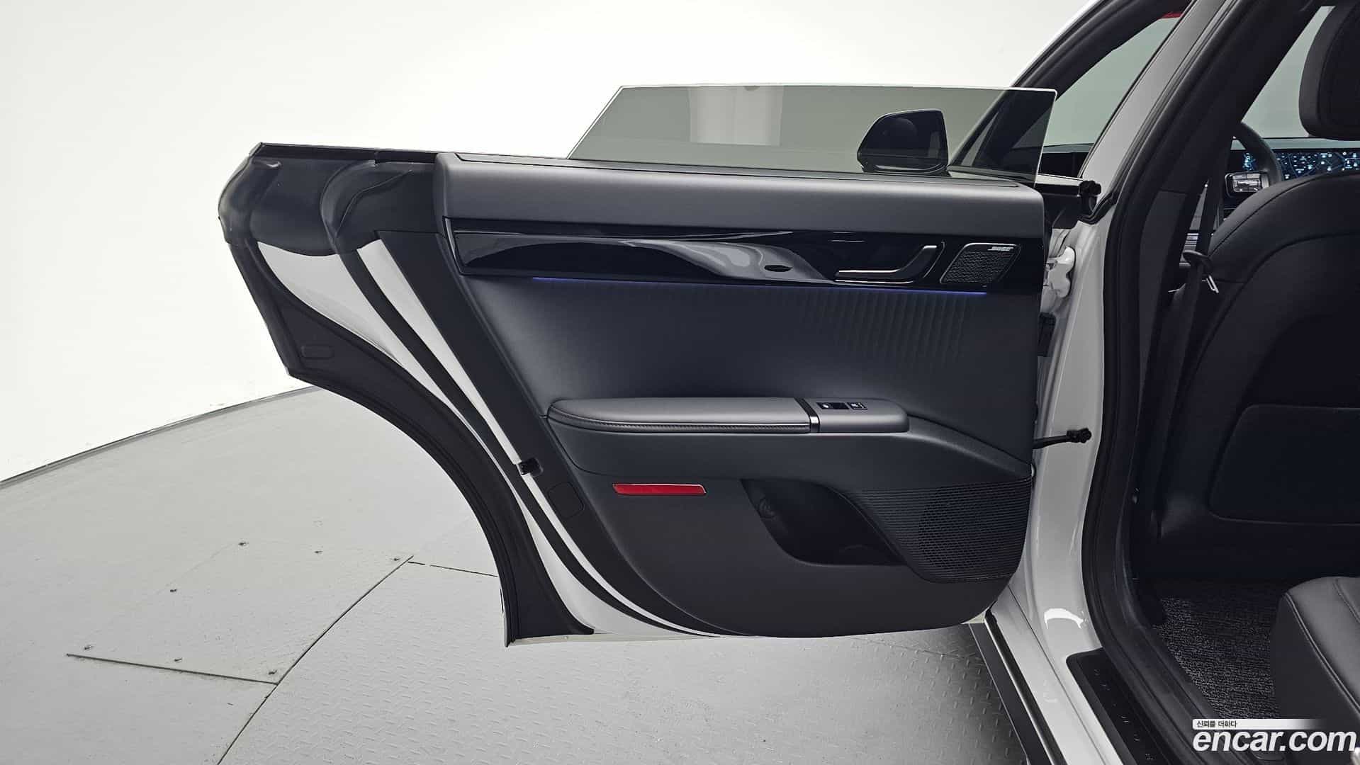 Grandeur Hyundai 2025.9-INNER-035