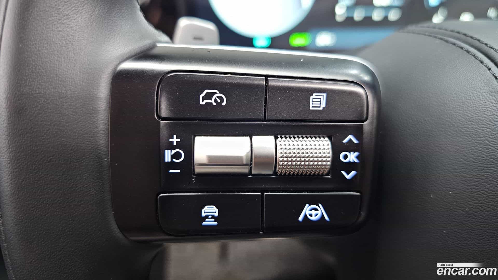 Grandeur Hyundai 2025.9-OPTION-044