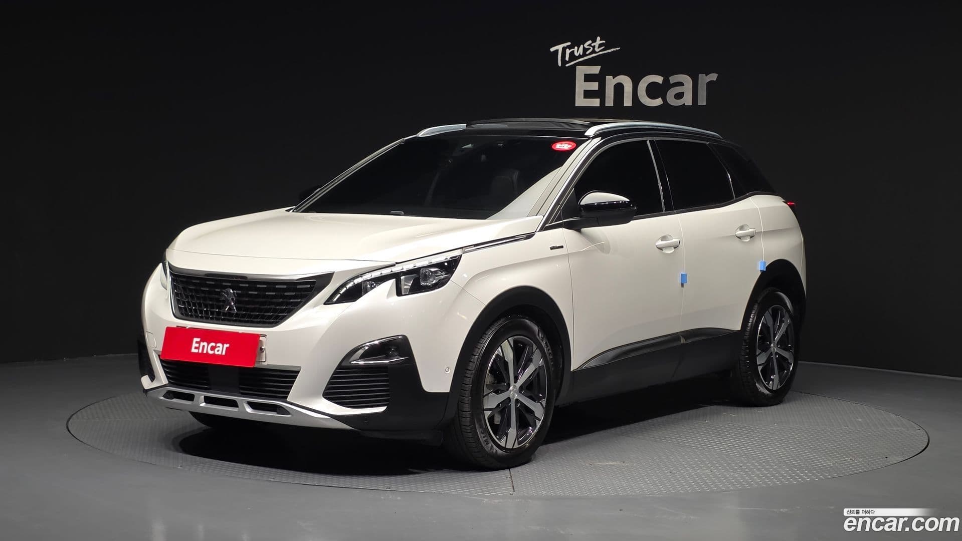 Main__Slider__Photo:3008 Peugeot 2018.2-0