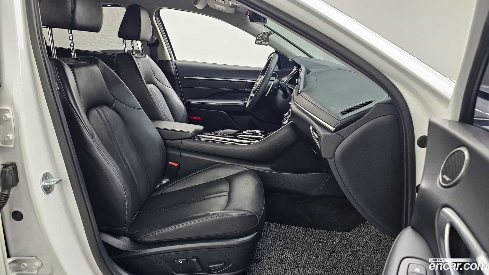 Sonata Hyundai 2019.4-OPTION-015
