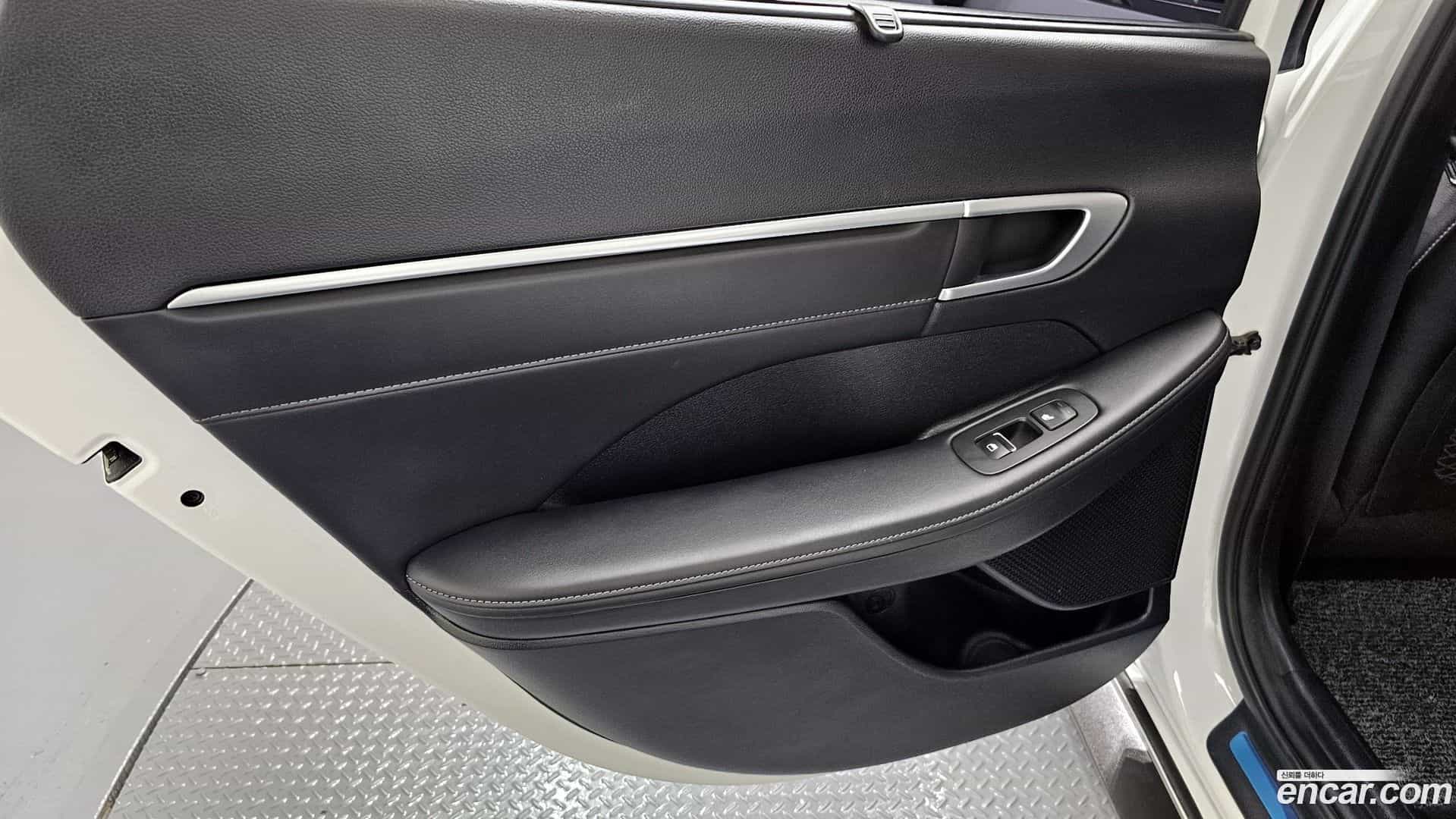 Sonata Hyundai 2019.4-INNER-035
