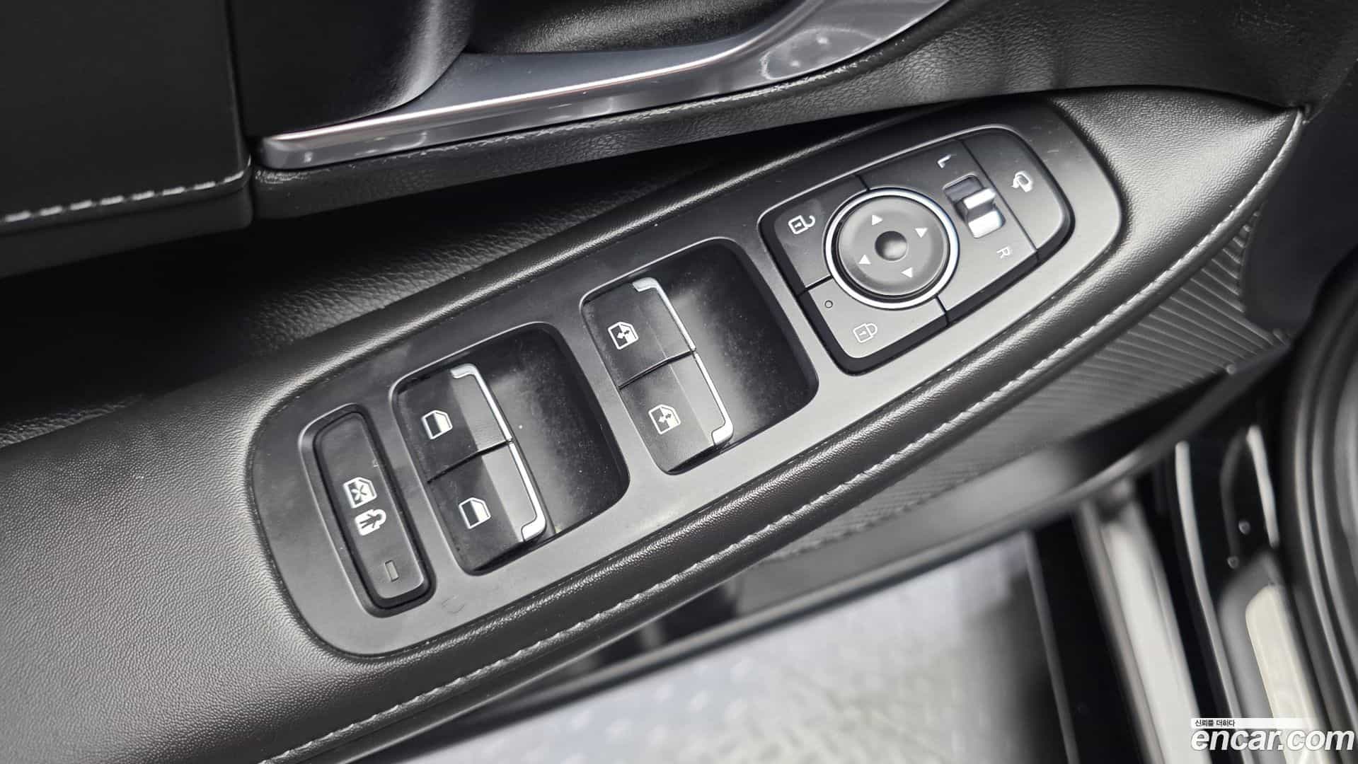 Sonata Hyundai 2023.4-OPTION-018