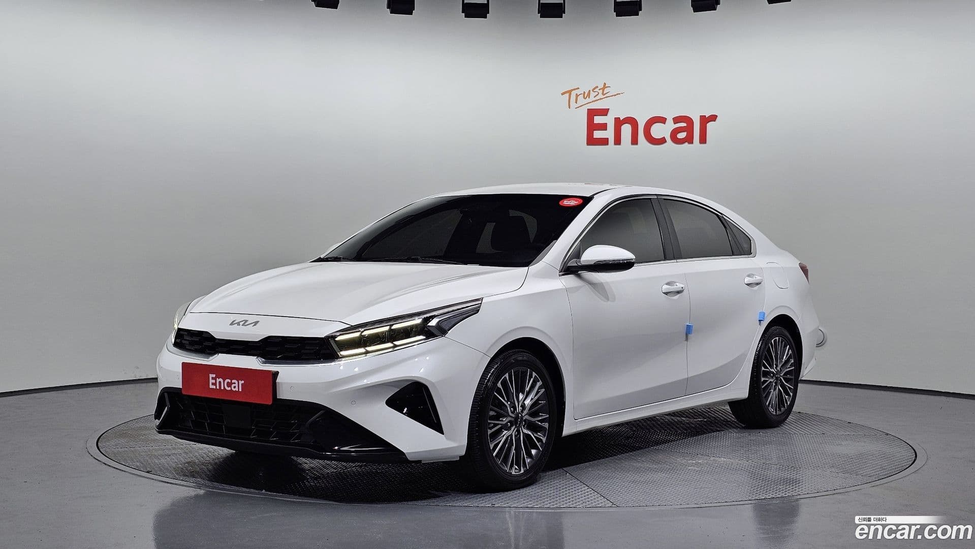 Main__Slider__Photo:K3 Kia 2021.4-0