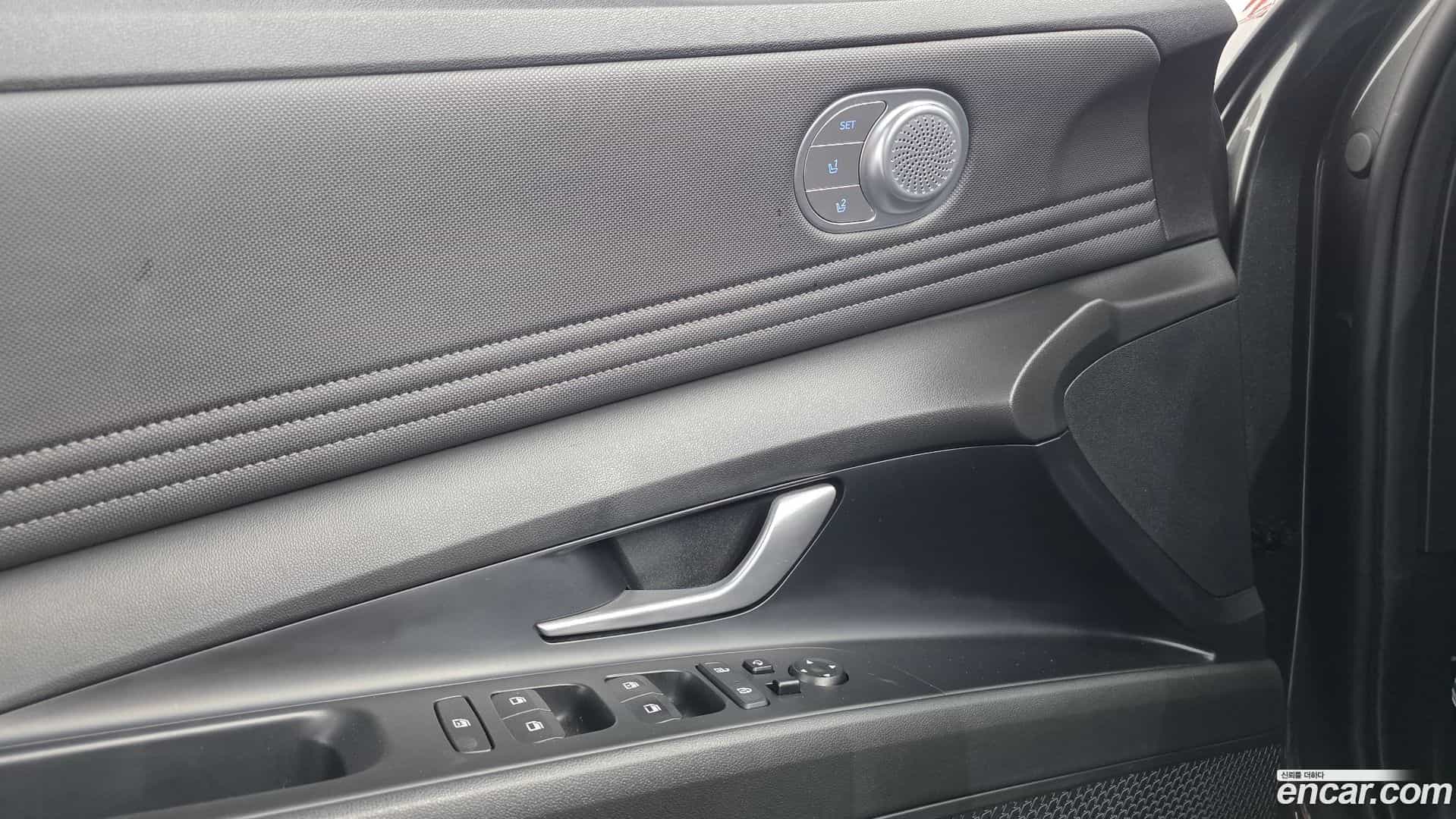 AVANTE Hyundai 2021.7-OPTION-016
