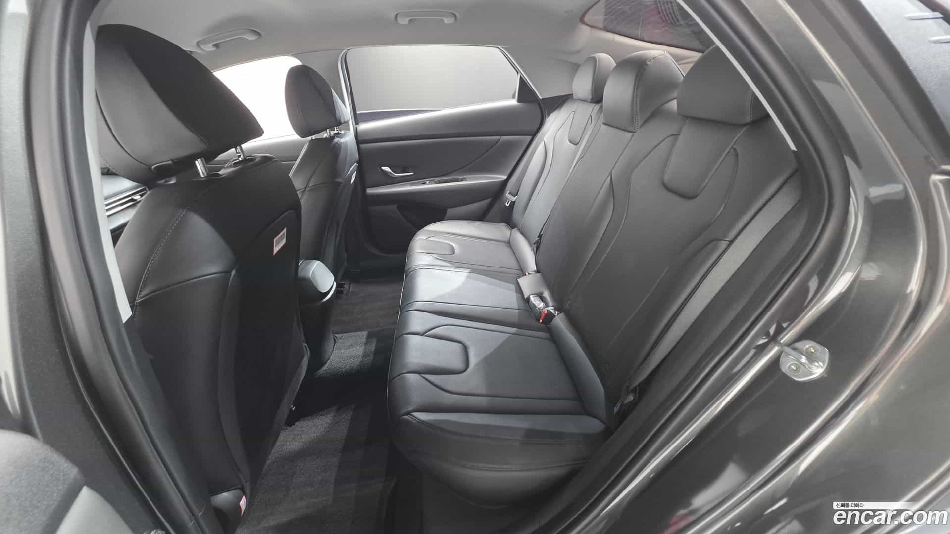 AVANTE Hyundai 2021.7-INNER-036