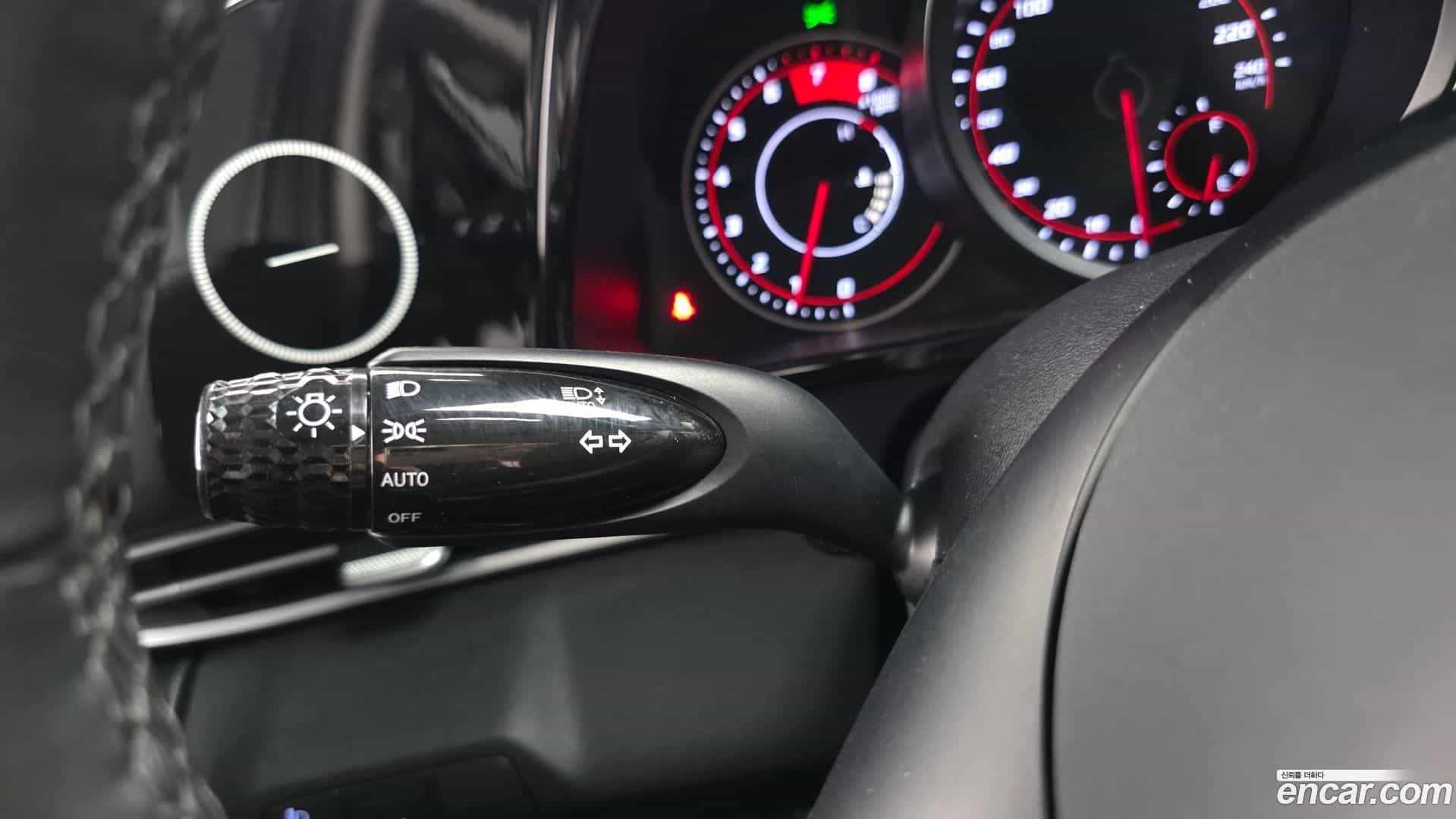 AVANTE Hyundai 2021.7-OPTION-042