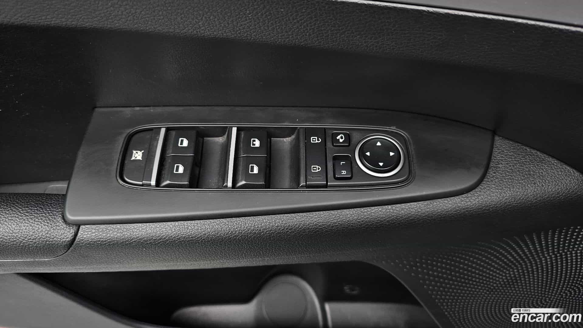 K3 Kia 2022.2-OPTION-021
