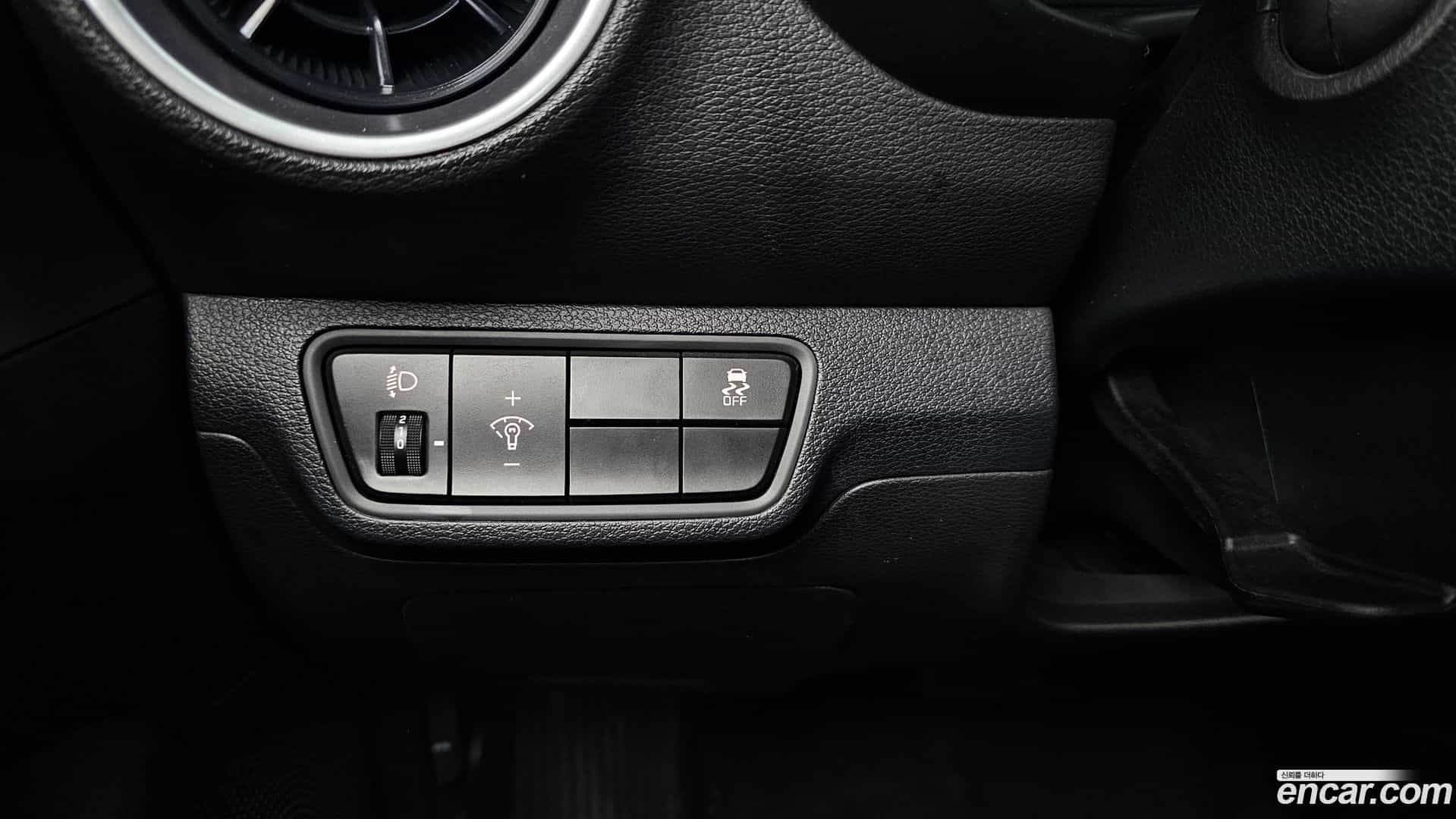 K3 Kia 2022.2-OPTION-023