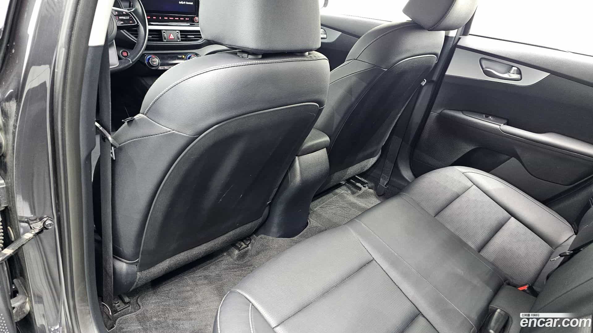 K3 Kia 2022.2-OPTION-040