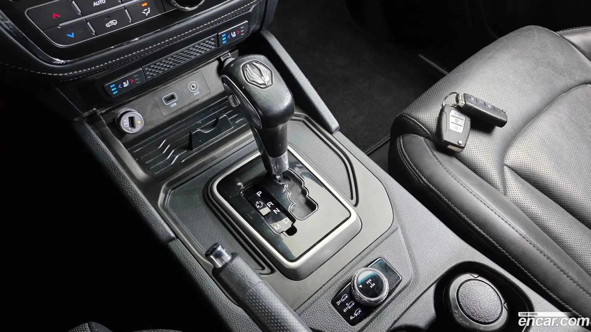Rexton KG Mobility 2019.5-INNER-009