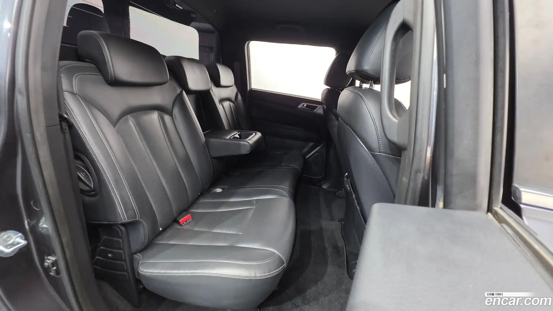 Rexton KG Mobility 2019.5-OPTION-022