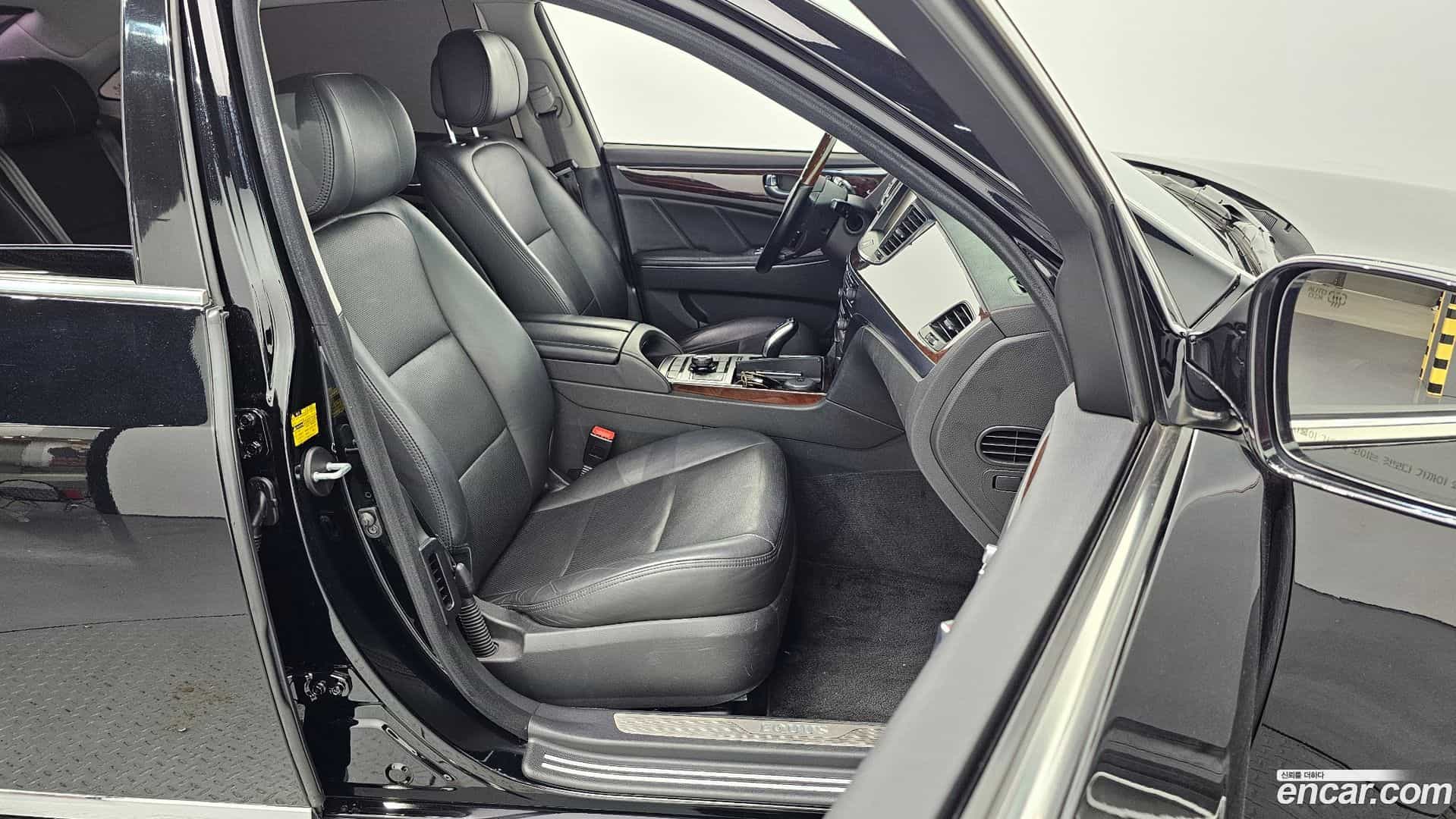 Equus Hyundai 2013.3-INNER-010