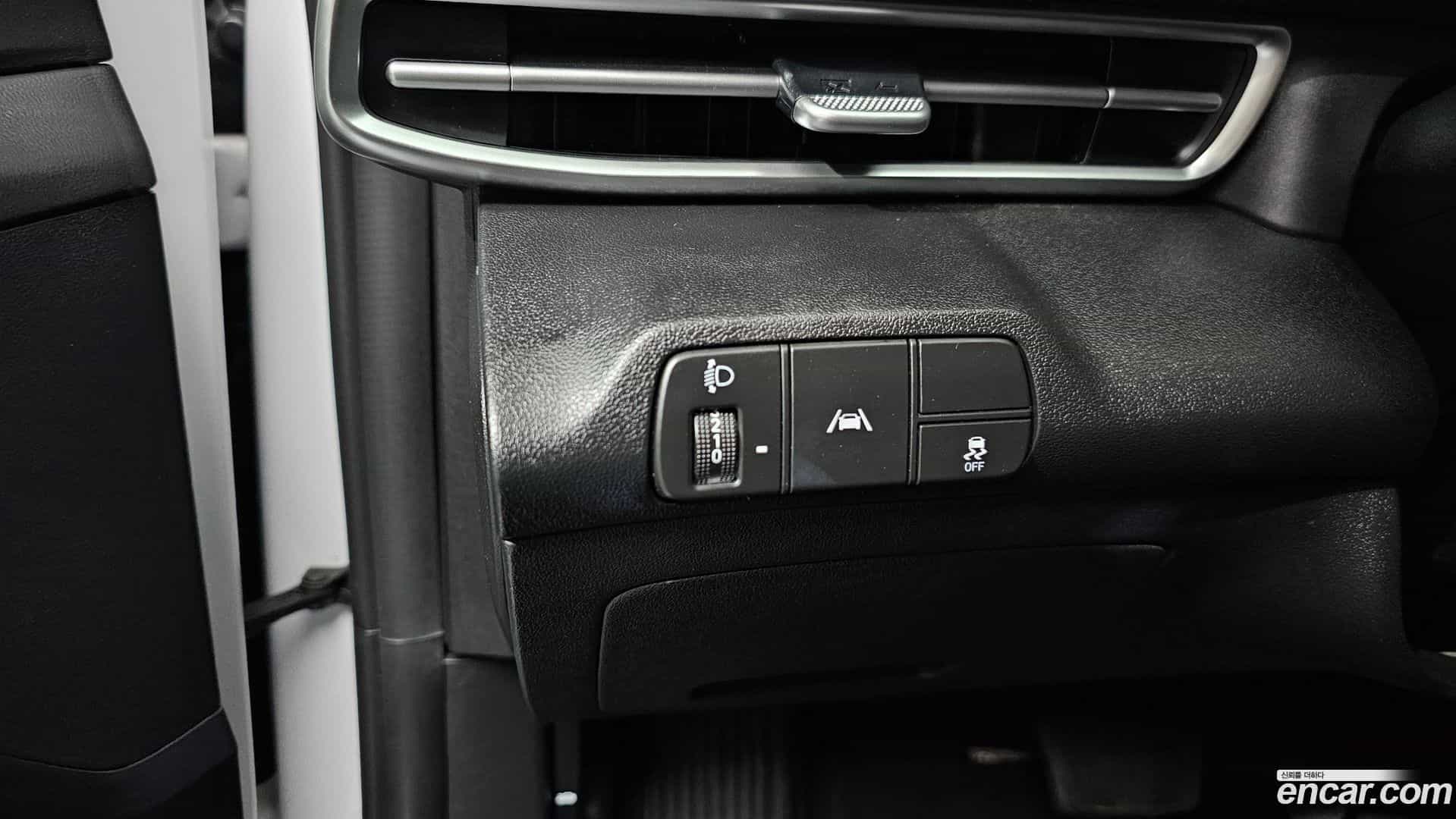 AVANTE Hyundai 2022.2-OPTION-022