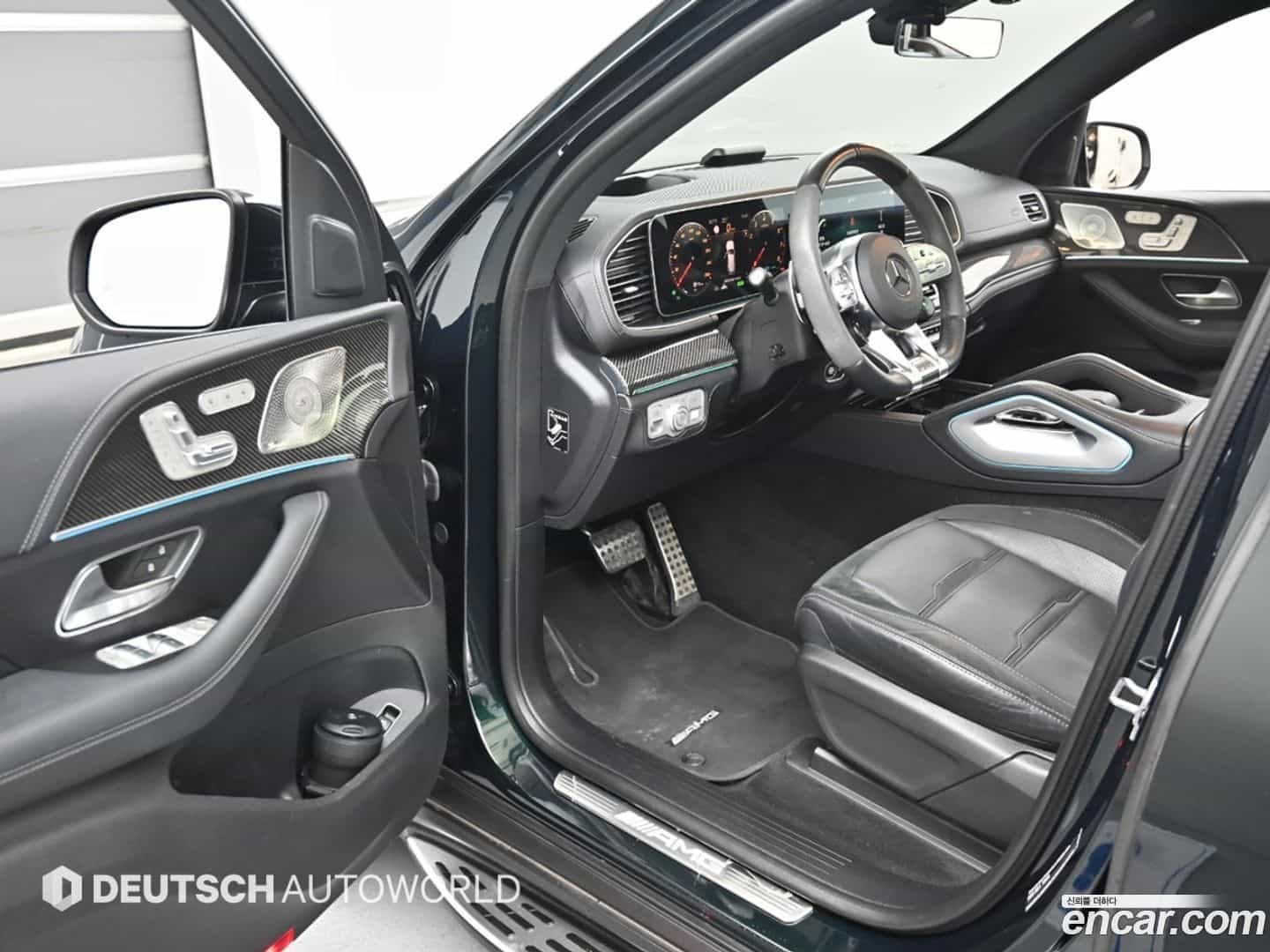 GLE-Class Mercedes-Benz 2022.4-INNER-008