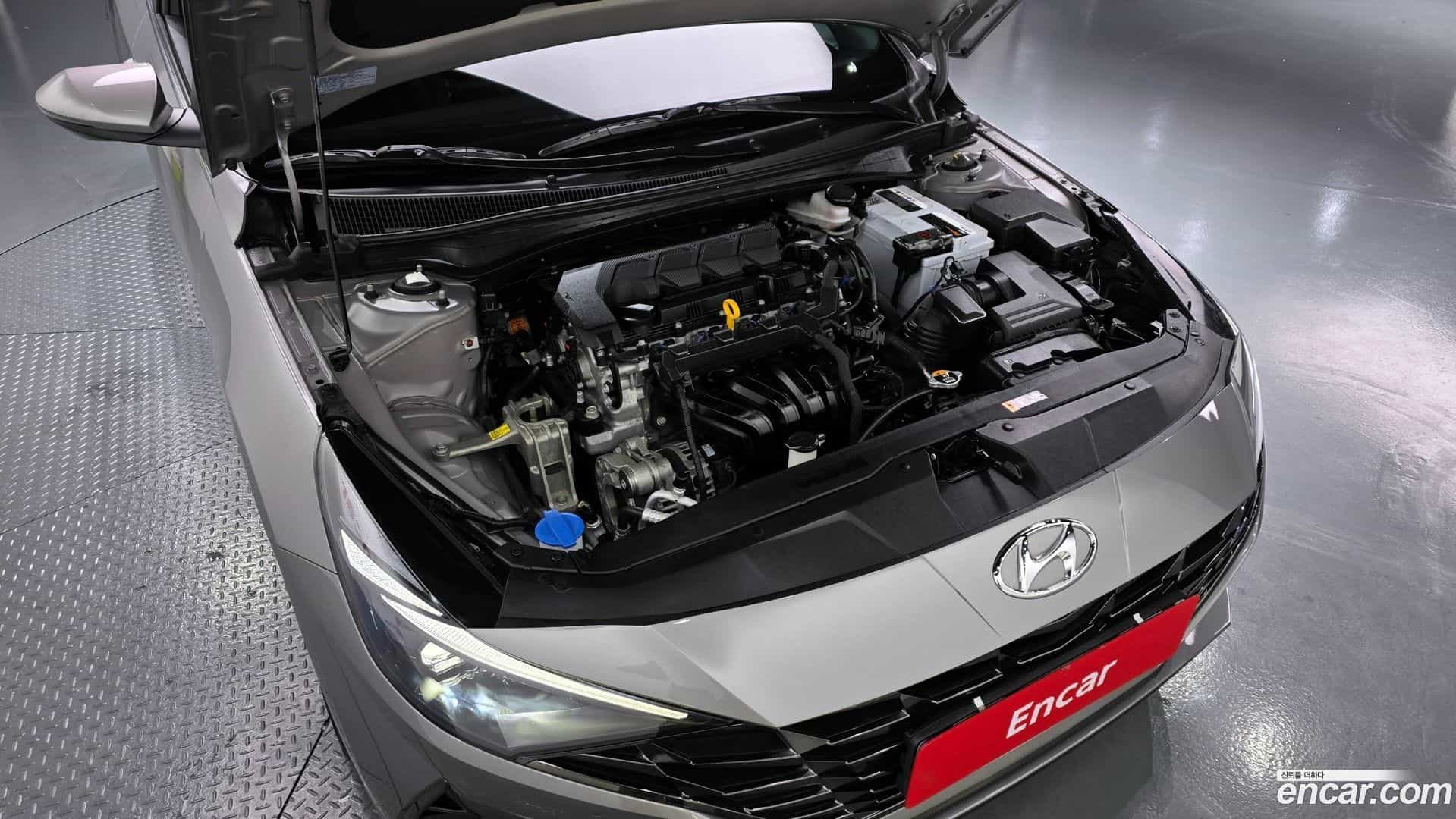 AVANTE Hyundai 2022.6-OUTER-006