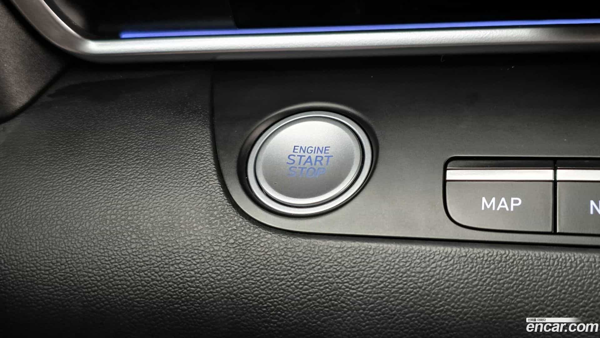 AVANTE Hyundai 2022.6-OPTION-019