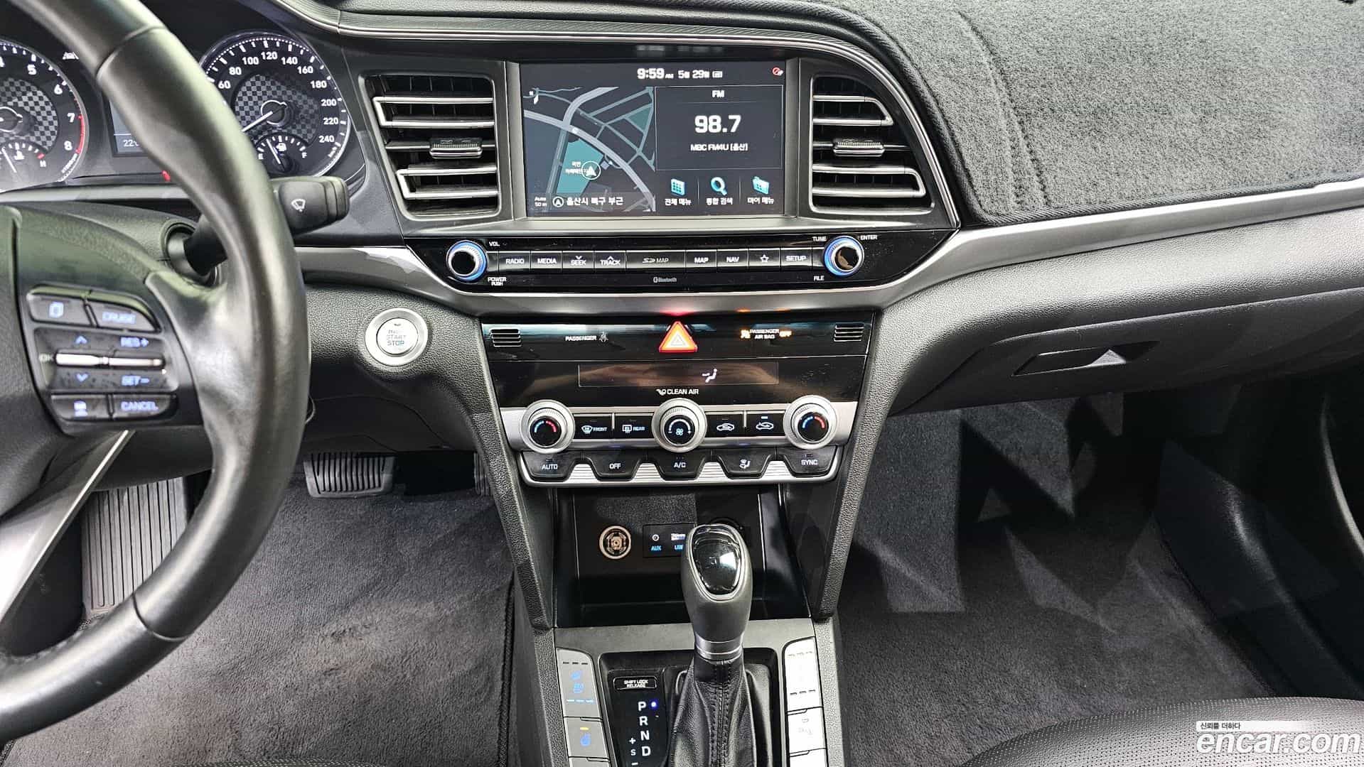 AVANTE Hyundai 2019.8-OPTION-018