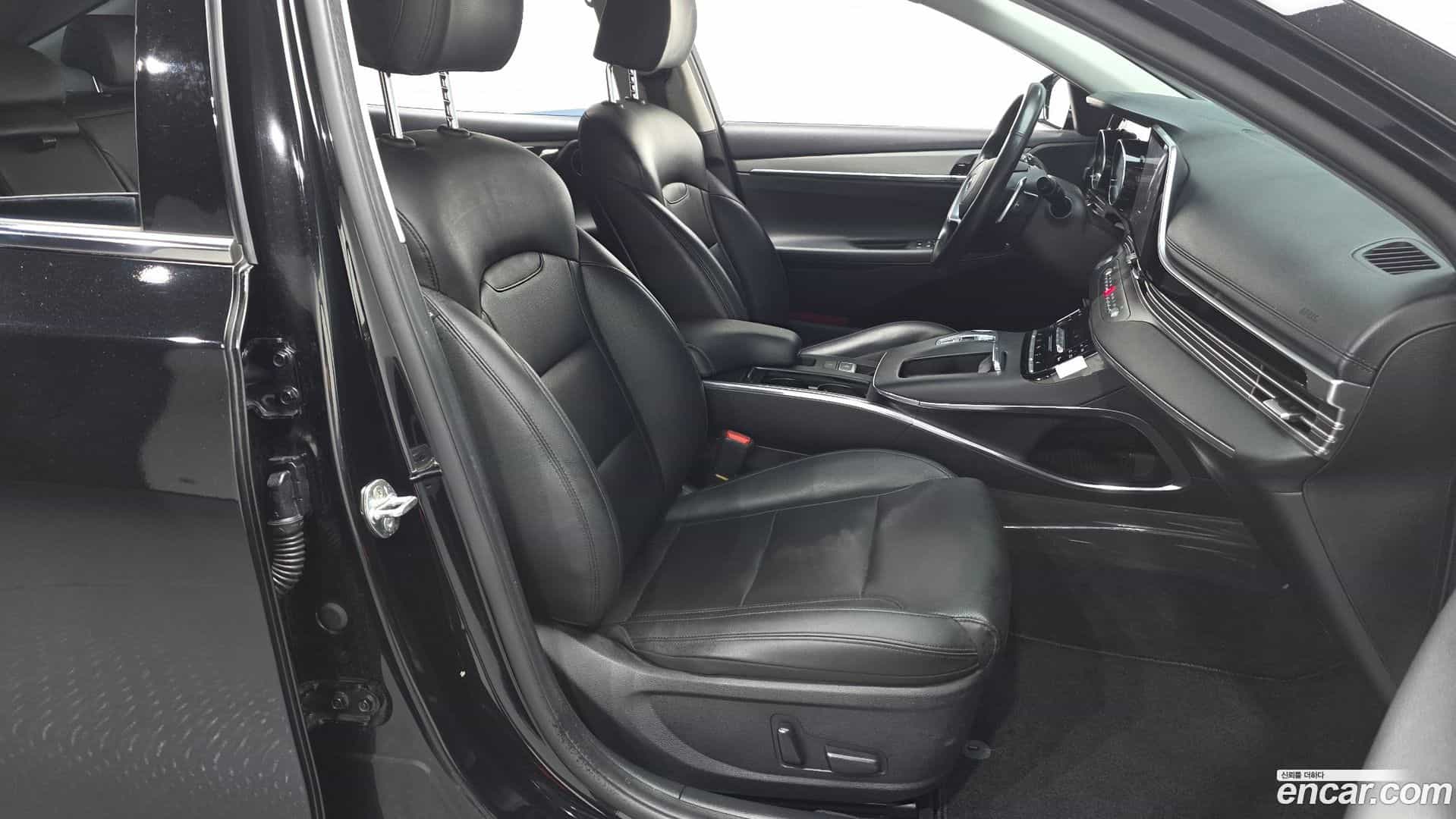 Grandeur Hyundai 2022.3-OPTION-016