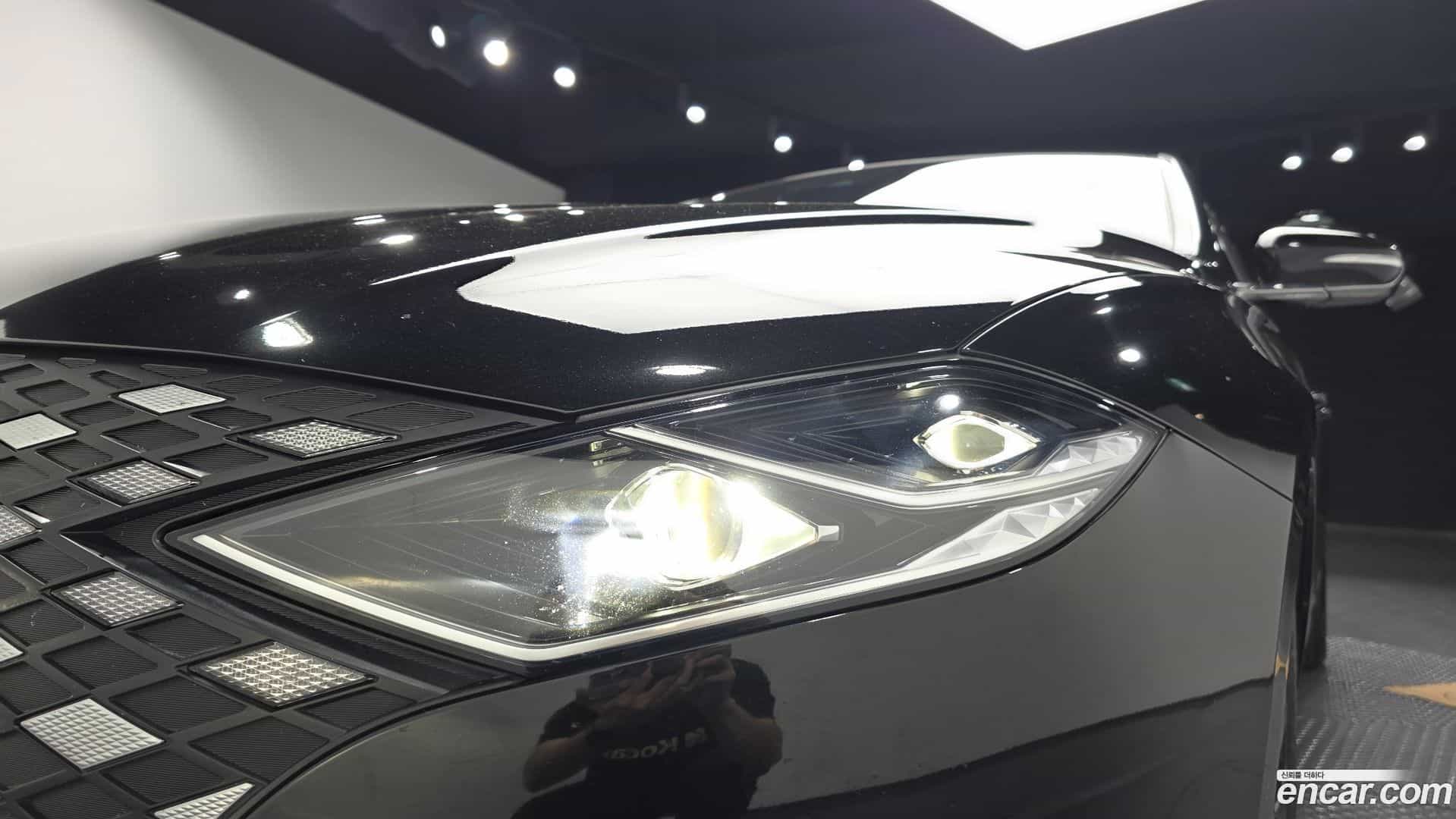 Grandeur Hyundai 2022.3-OUTER-032