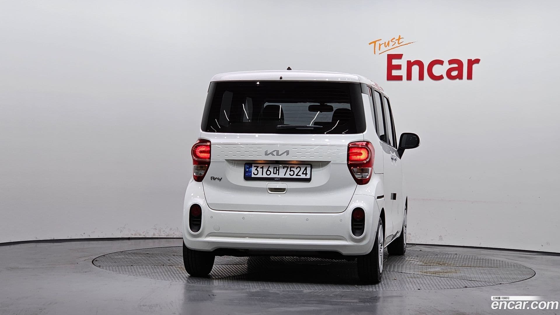 Main__Slider__Photo:RAY Kia 2021.7-3