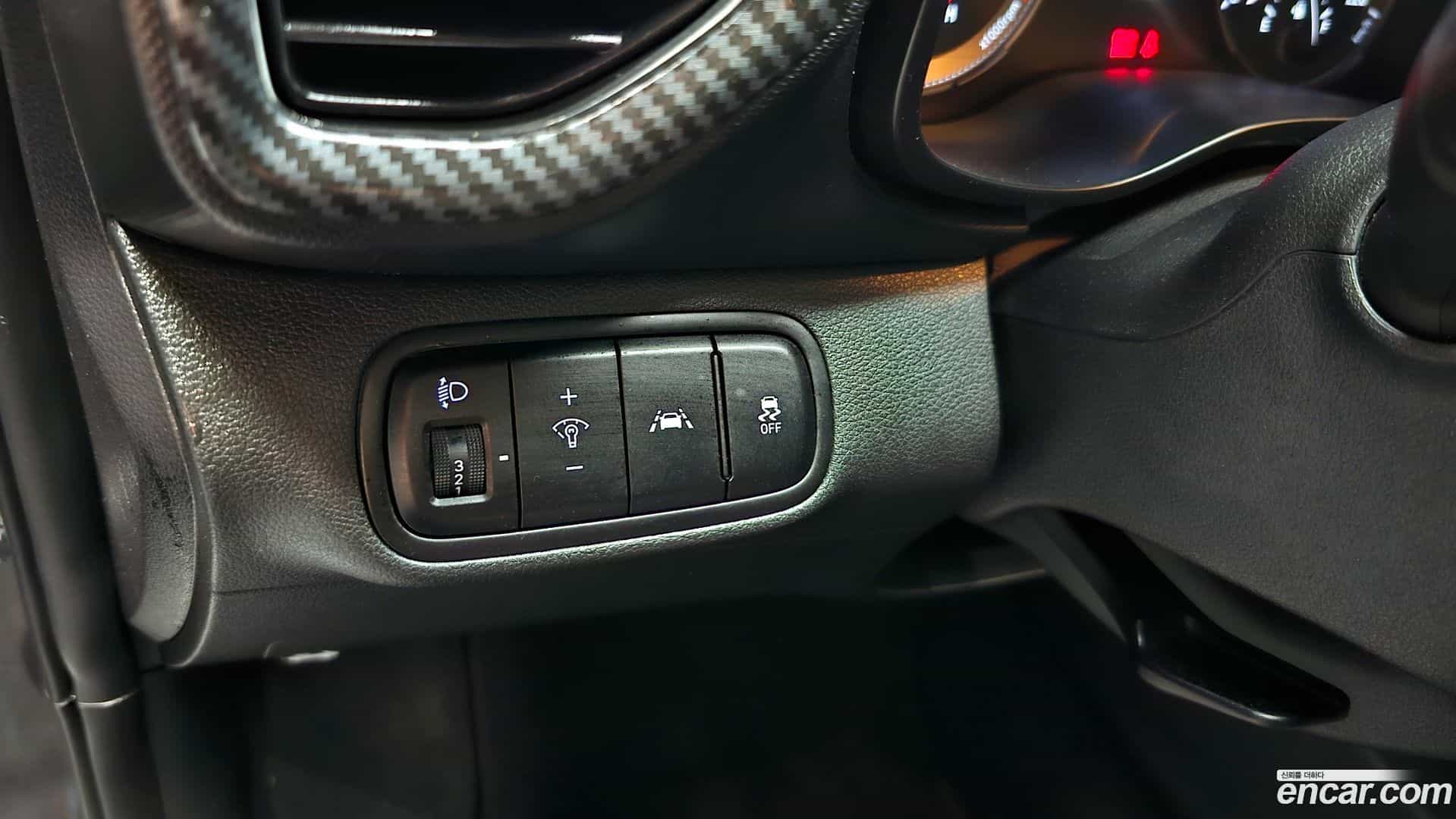 Venue Hyundai 2020.7-OPTION-042