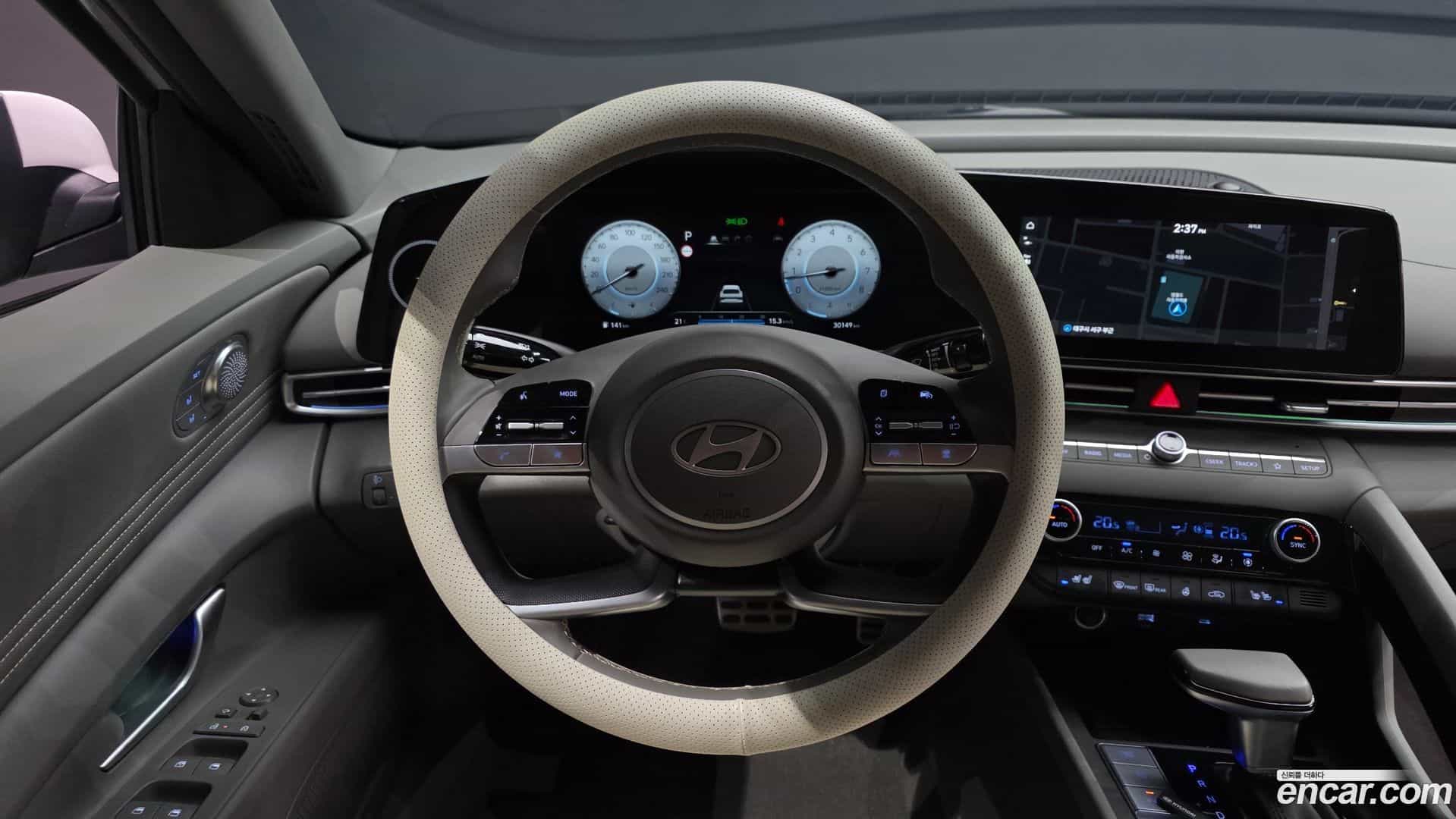 AVANTE Hyundai 2023.11-OPTION-017