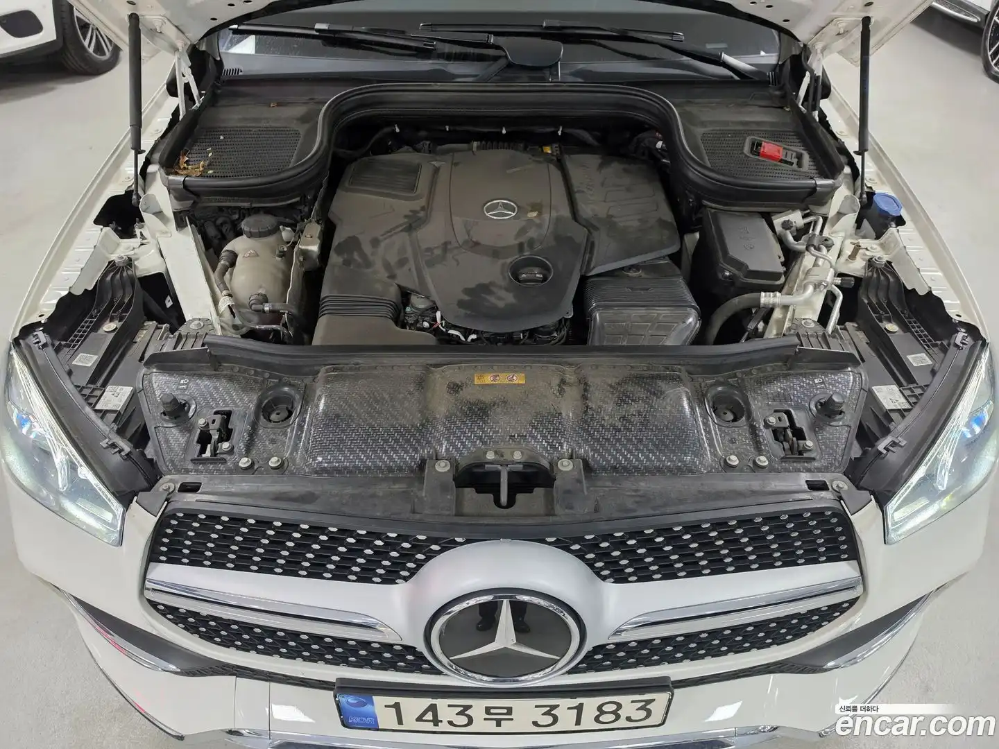 GLE-Class Mercedes-Benz 2023.10-OUTER-006