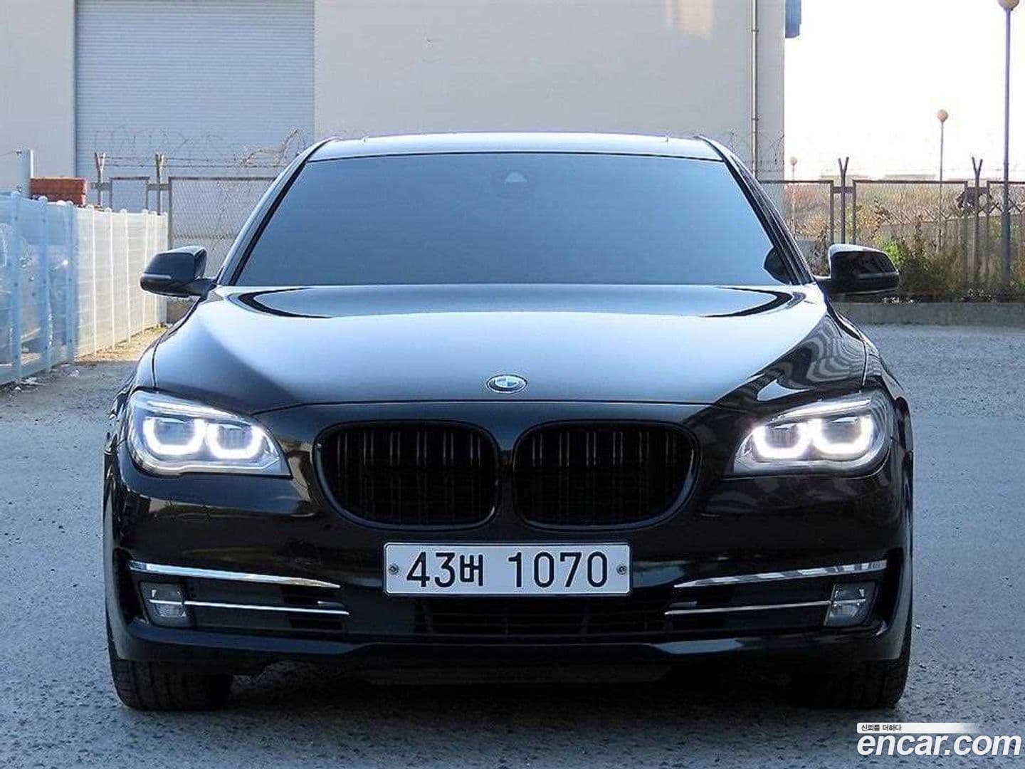 Main__Slider__Photo:7-Series BMW 2014.7-0
