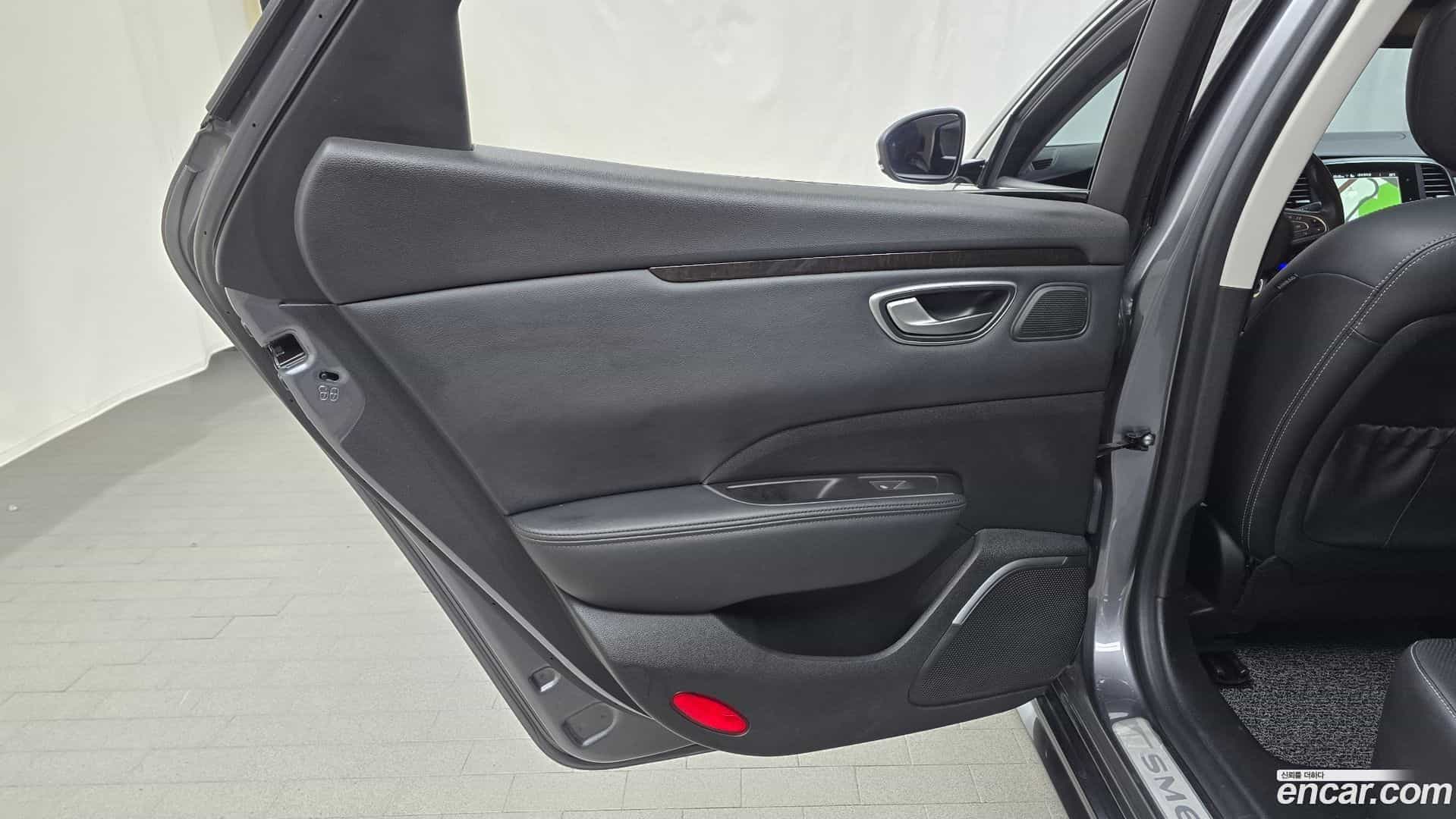 SM6 Renault Korea 2019.7-INNER-035