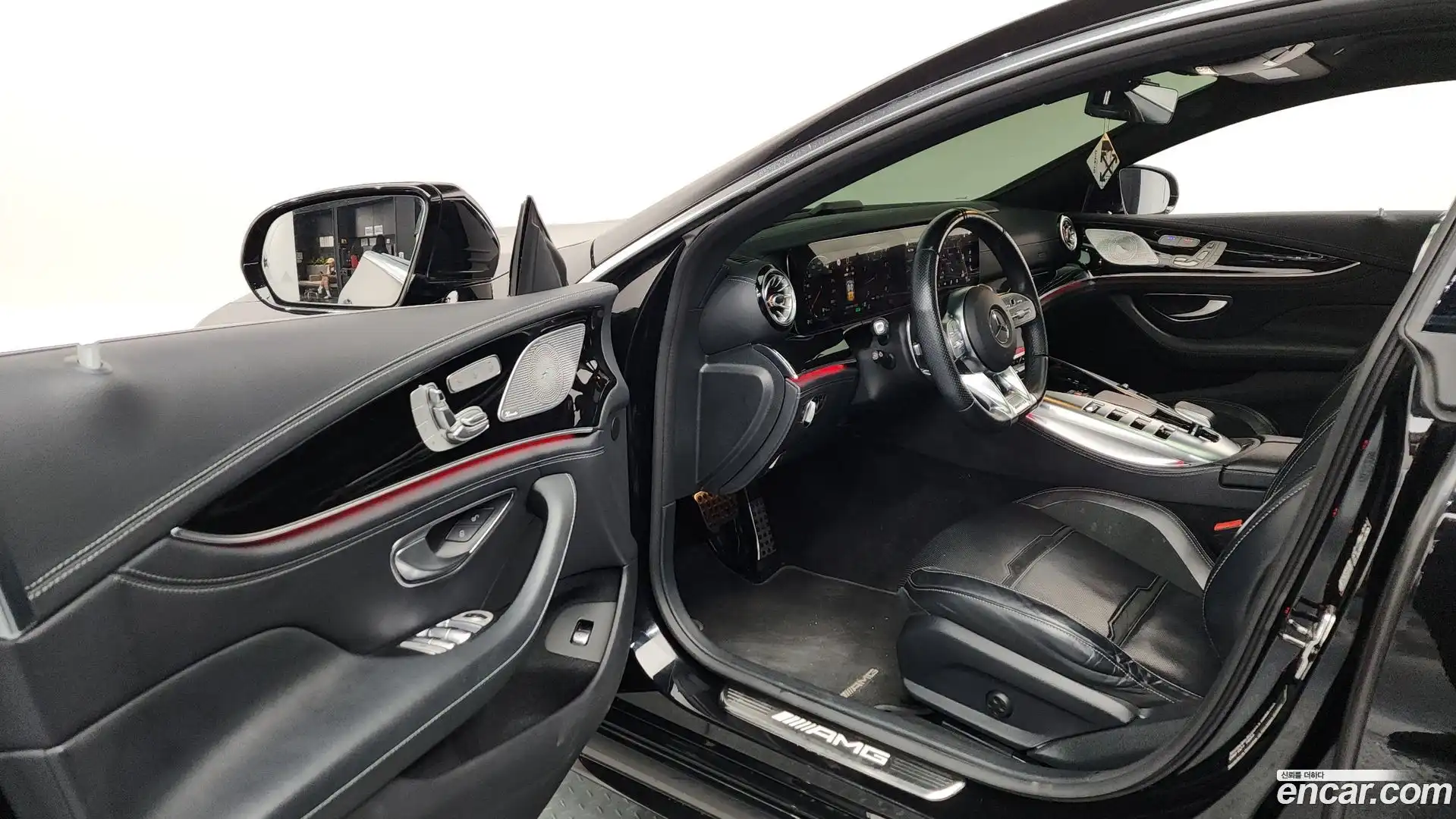 AMG GT Mercedes-Benz 2021.10-INNER-010