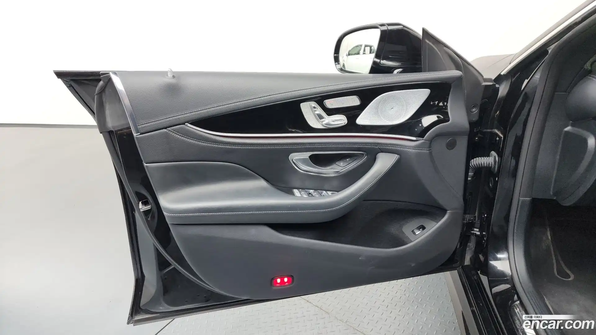 AMG GT Mercedes-Benz 2021.10-INNER-034