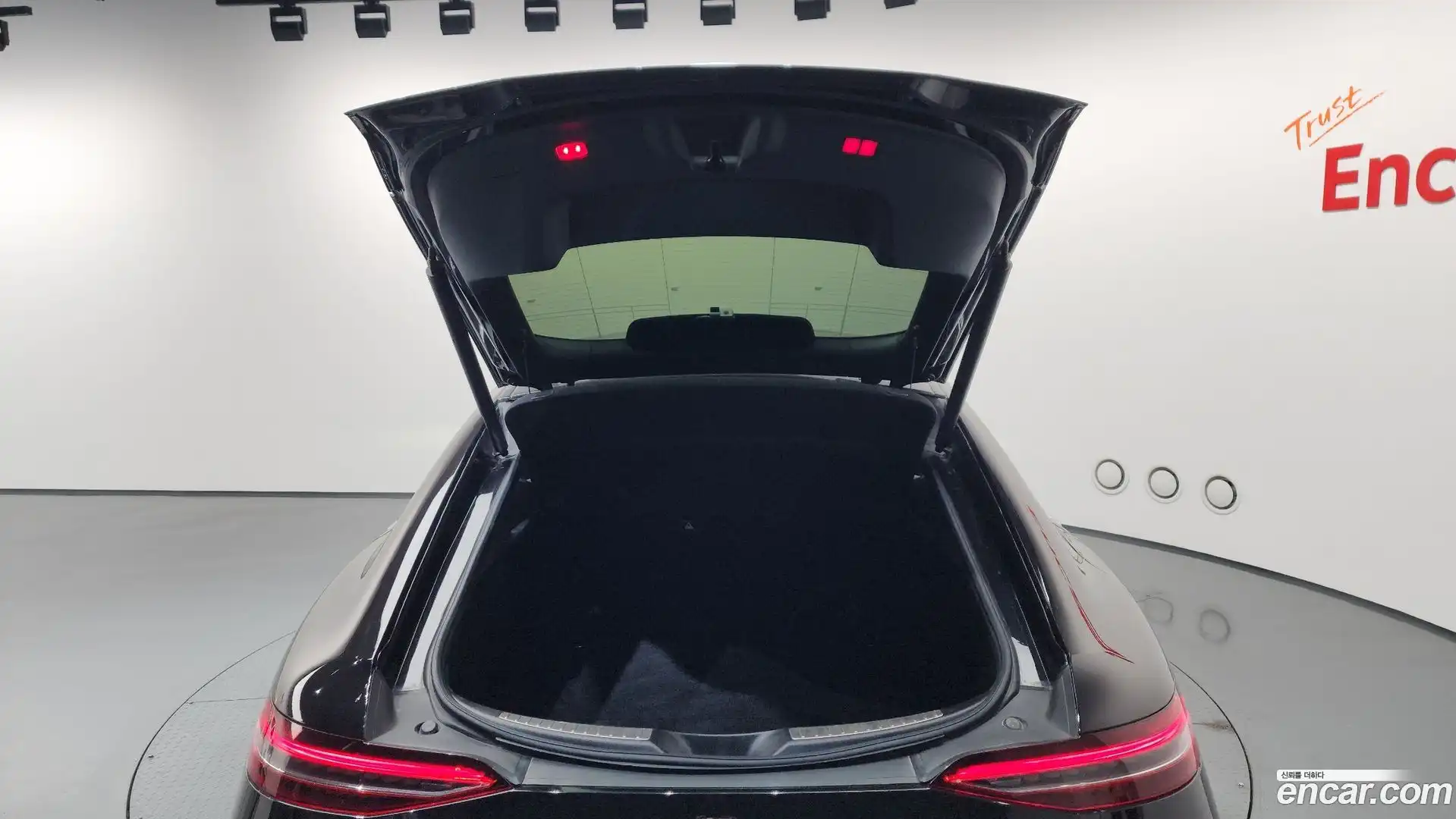 AMG GT Mercedes-Benz 2021.10-OPTION-040