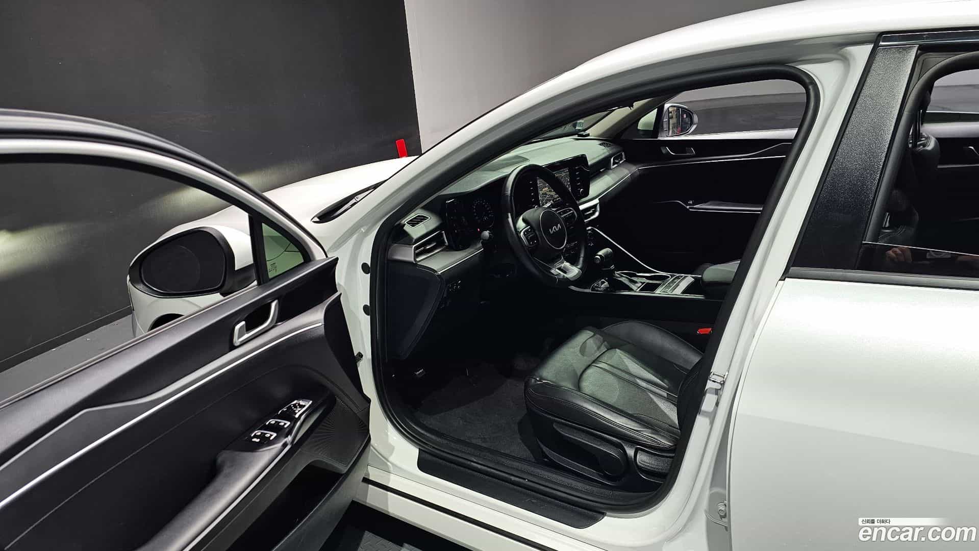 K5 Kia 2022.1-INNER-010
