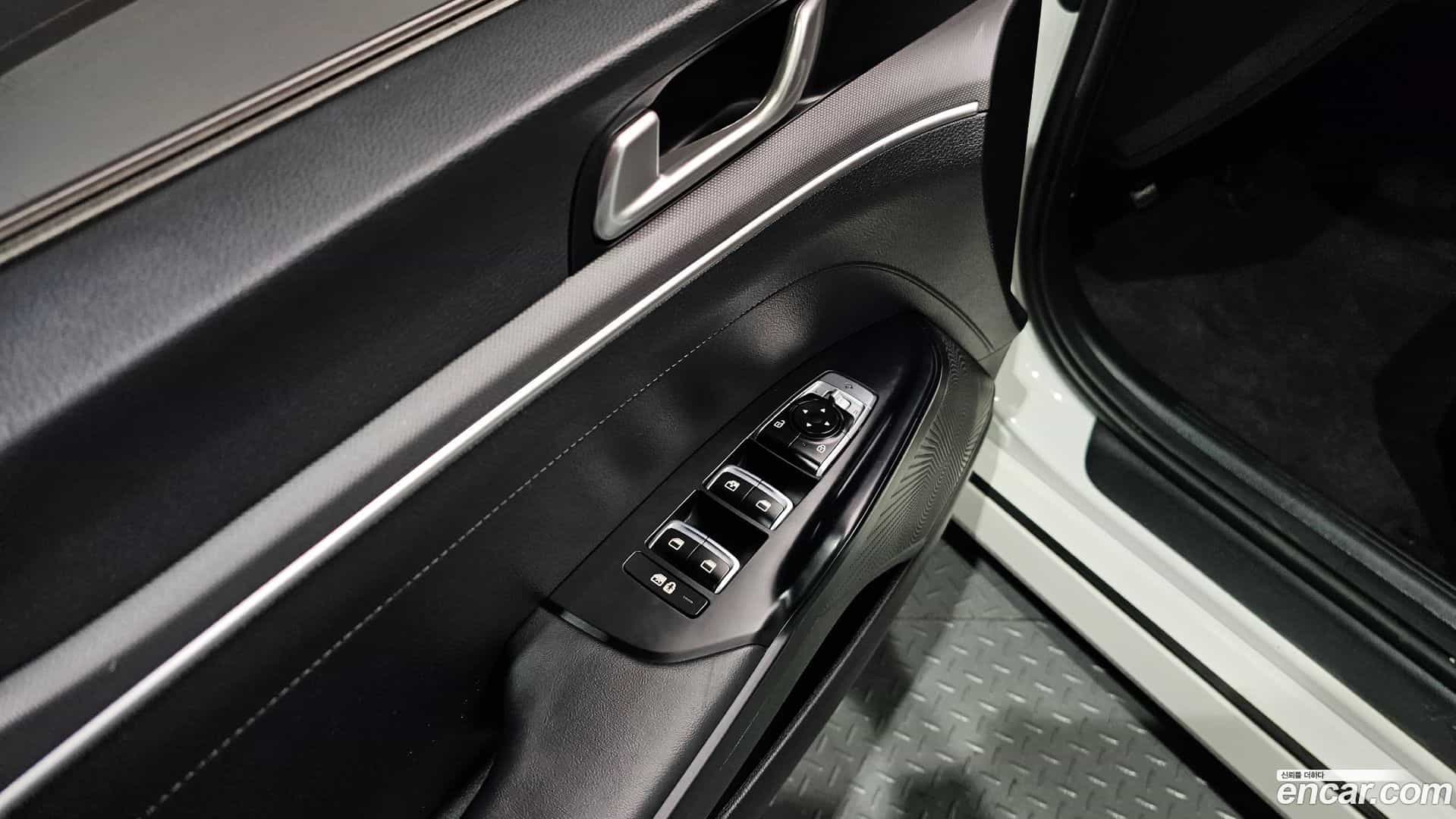 K5 Kia 2022.1-OPTION-024