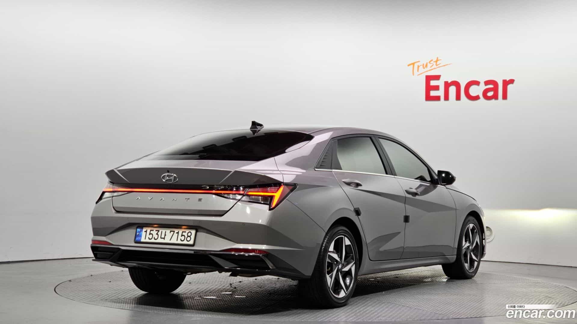 AVANTE Hyundai 2021.0-OUTER-002