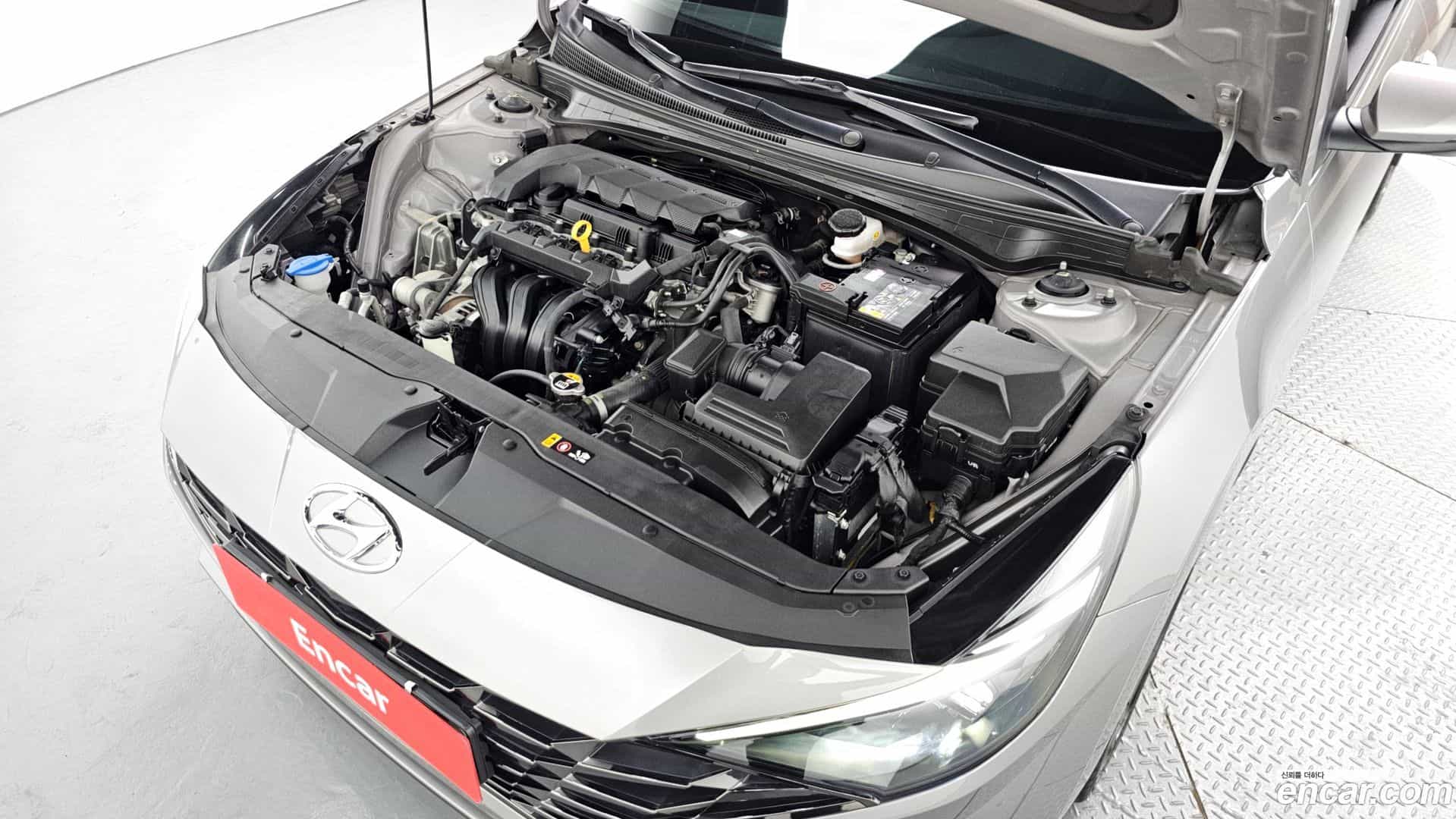 AVANTE Hyundai 2021.0-OUTER-006