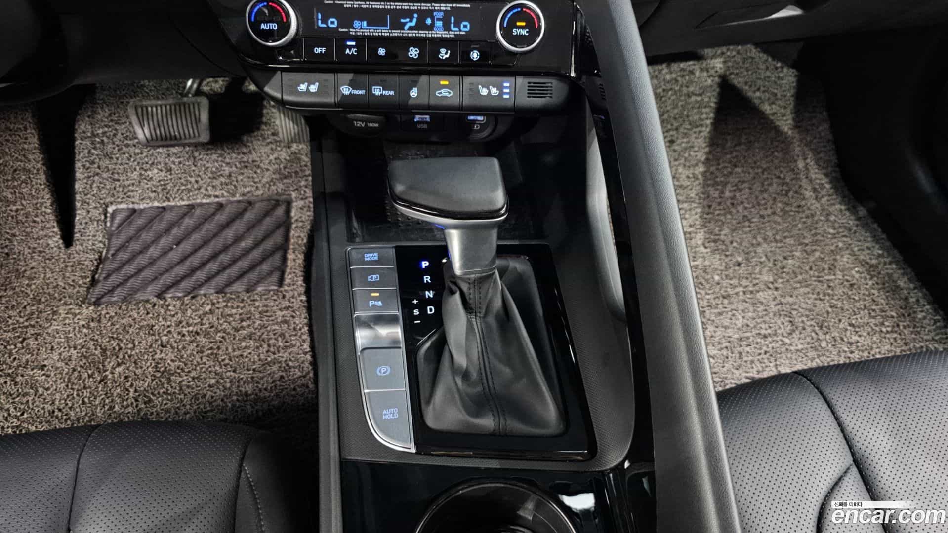 AVANTE Hyundai 2021.0-INNER-009