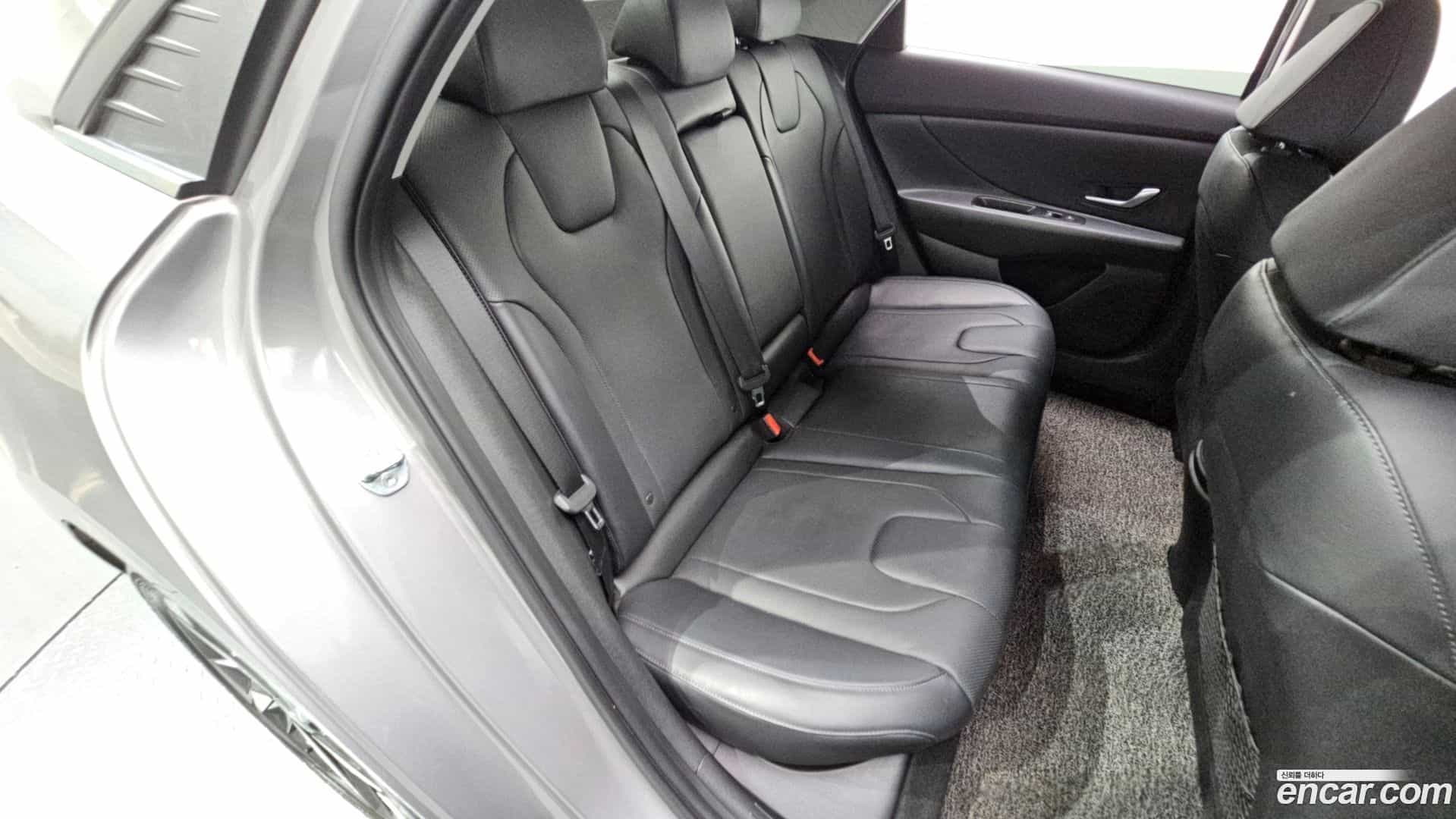 AVANTE Hyundai 2021.0-OPTION-016