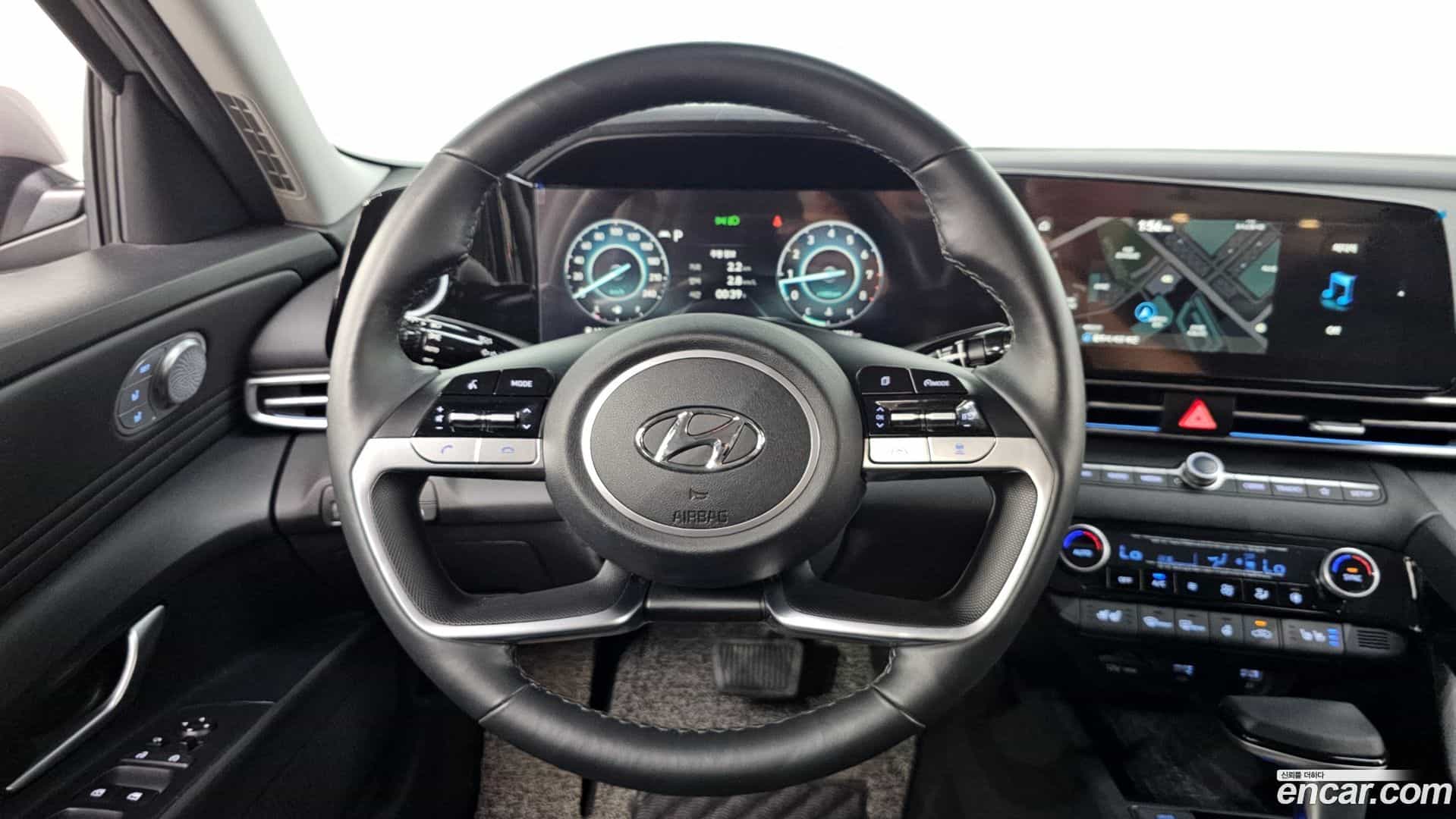 AVANTE Hyundai 2021.0-OPTION-020