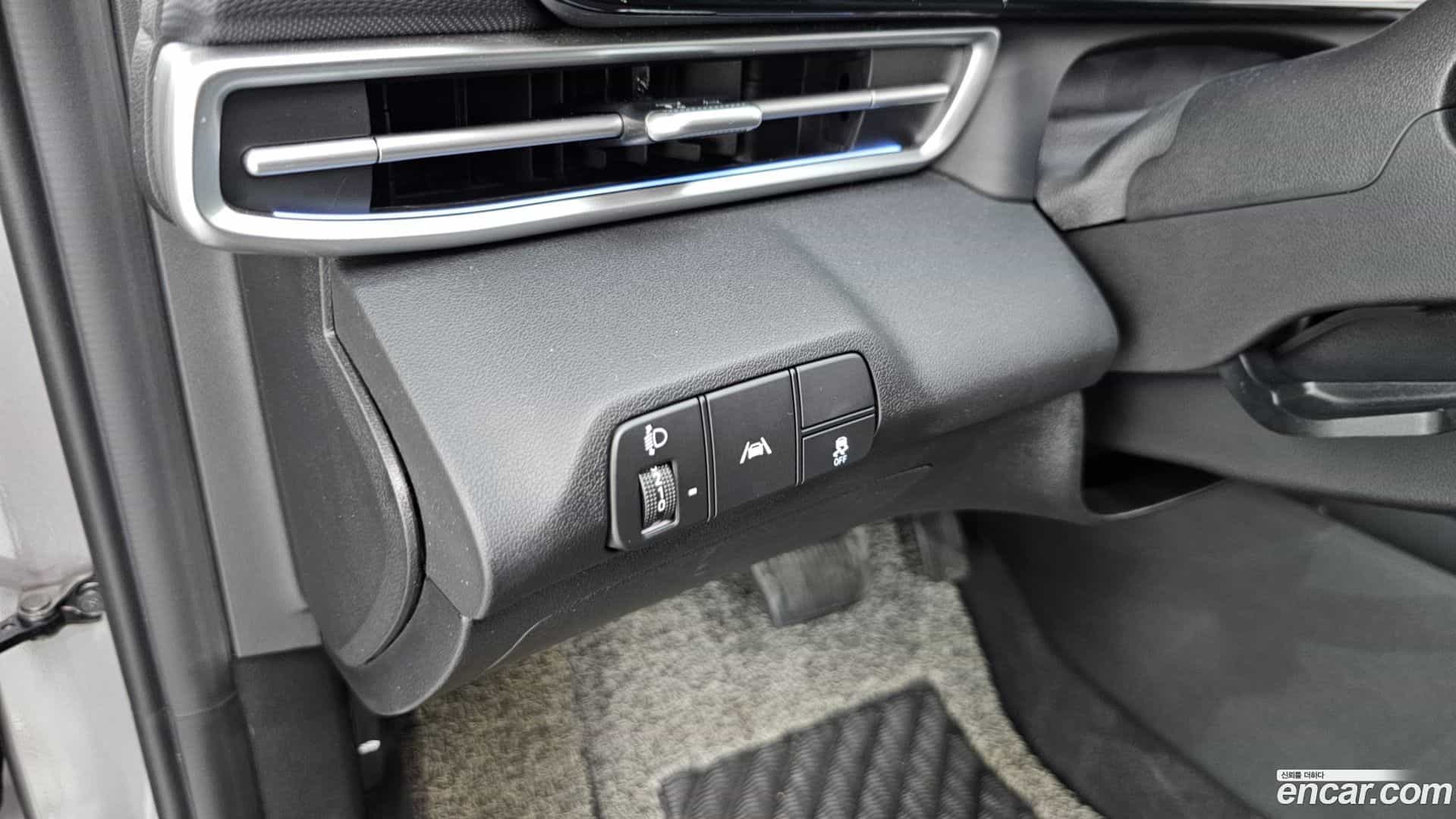 AVANTE Hyundai 2021.0-OPTION-024