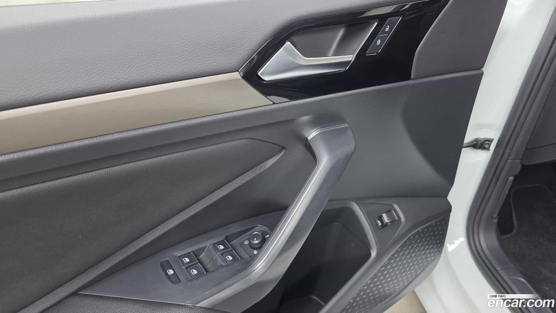 Jetta Volkswagen 2021.11-OPTION-022