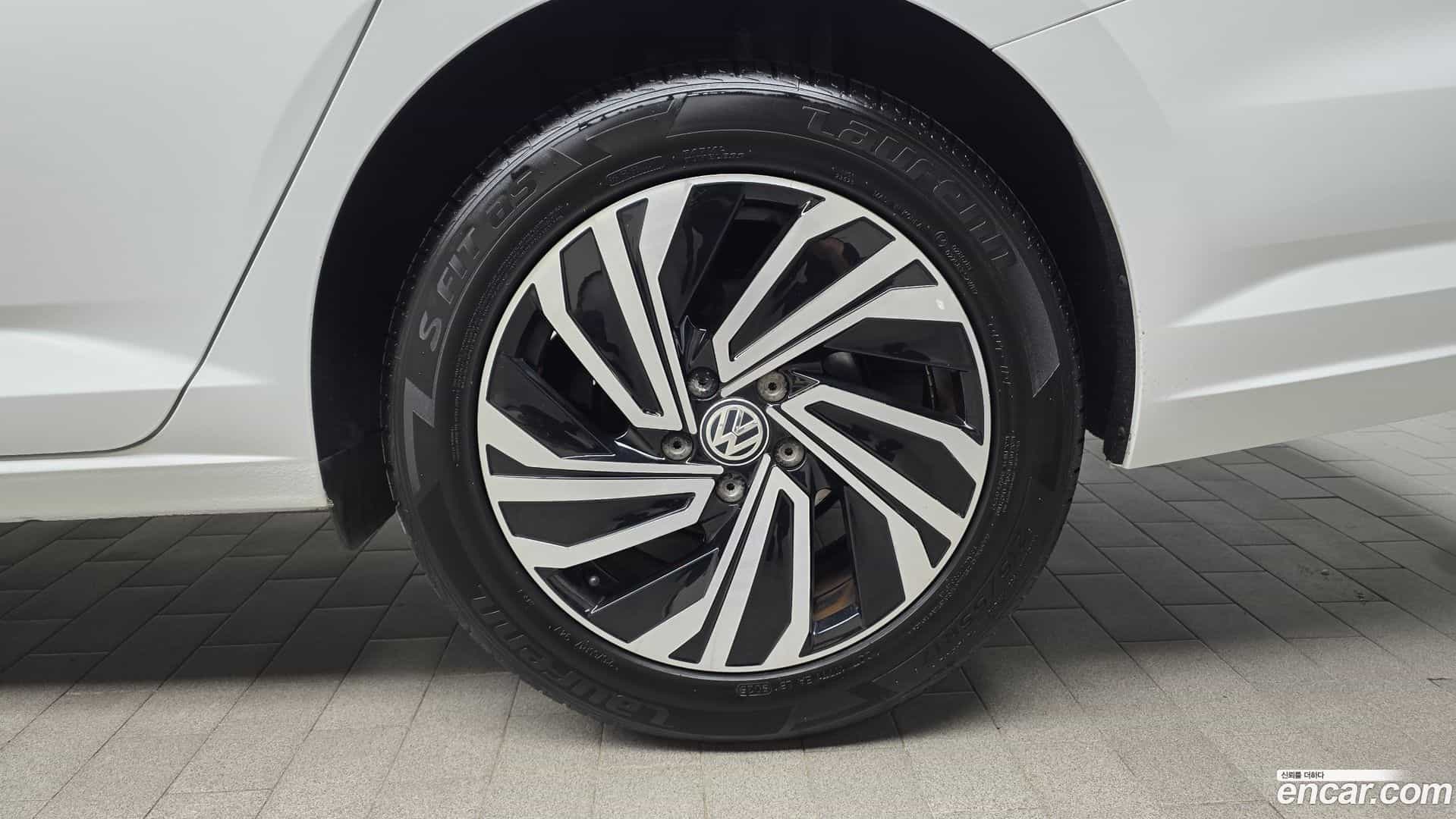 Jetta Volkswagen 2021.11-OUTER-031