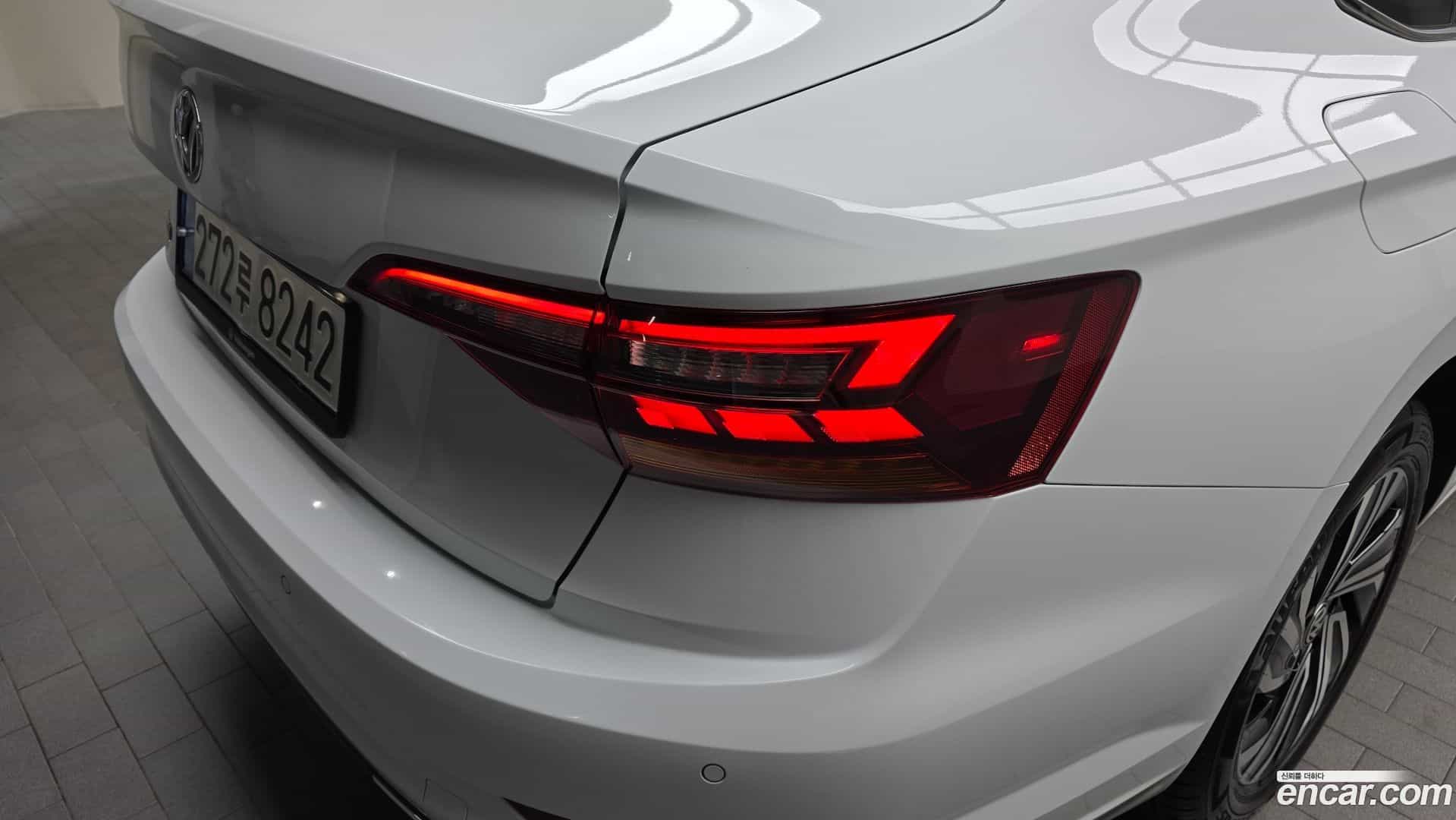Jetta Volkswagen 2021.11-OUTER-033