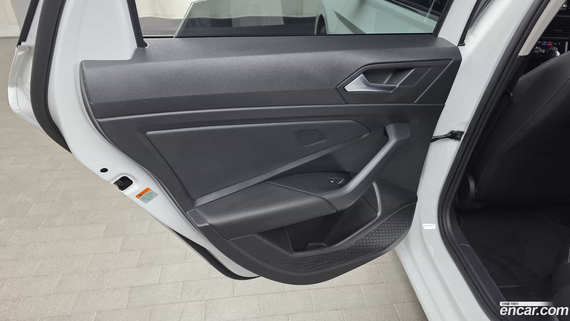 Jetta Volkswagen 2021.11-INNER-035