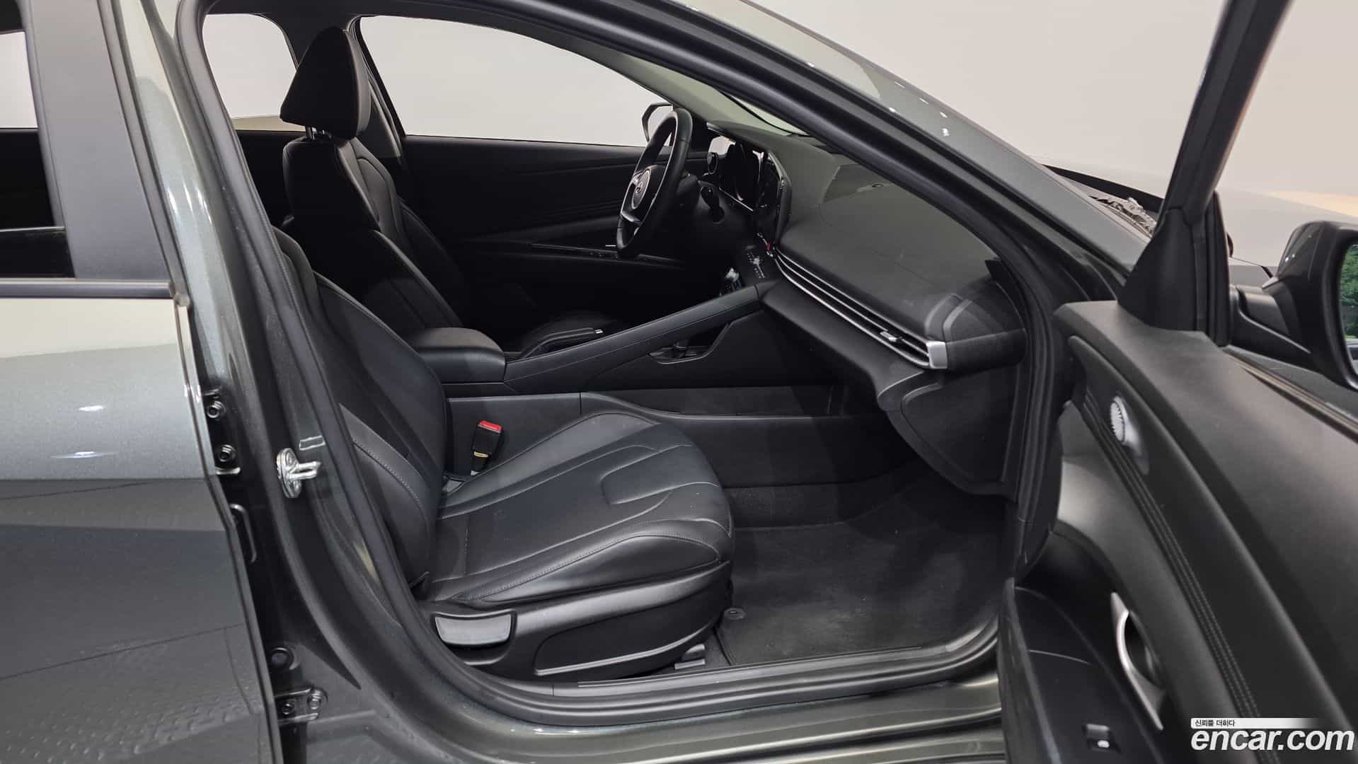 AVANTE Hyundai 2020.9-OPTION-015
