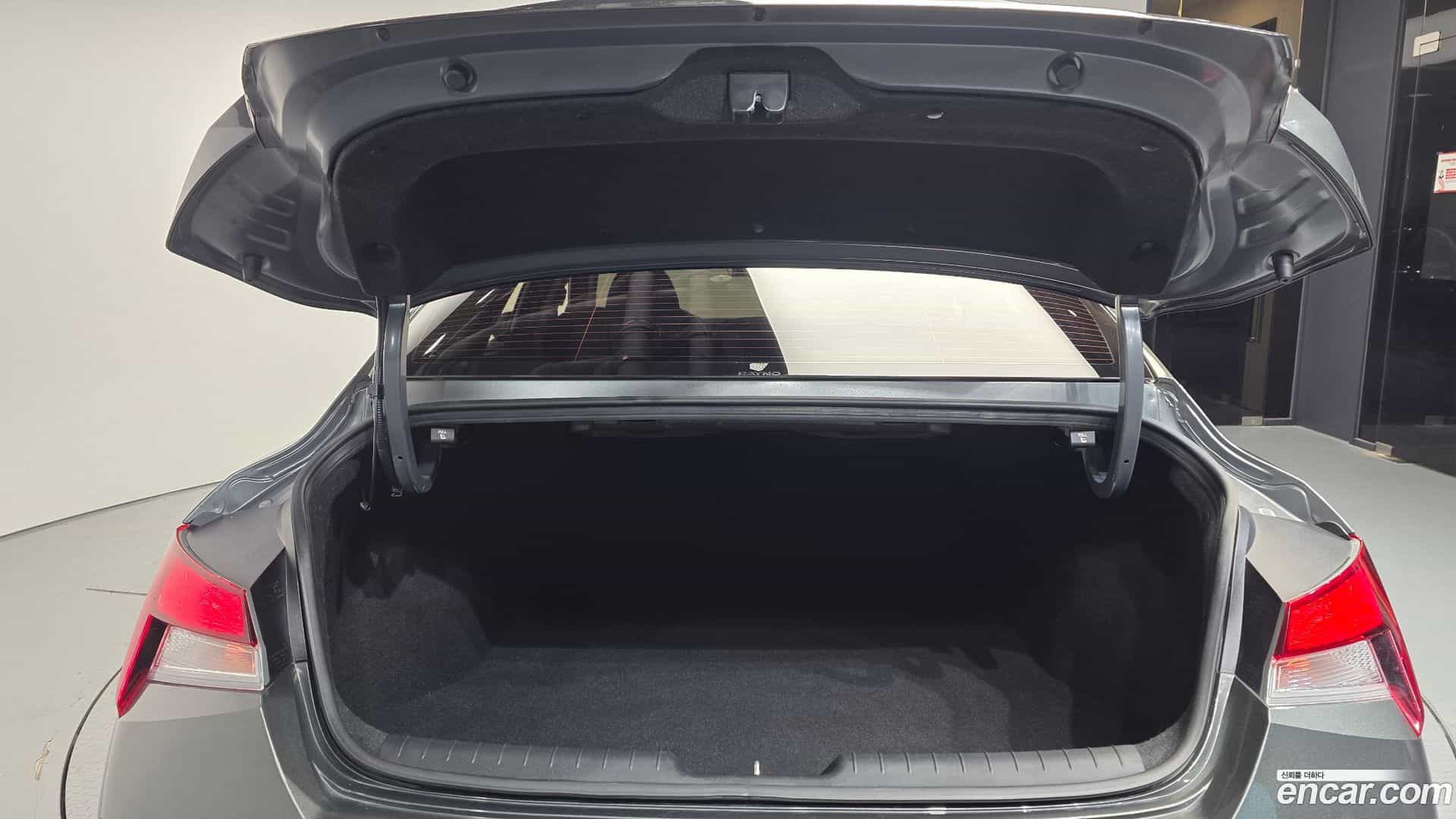 AVANTE Hyundai 2020.9-OPTION-024