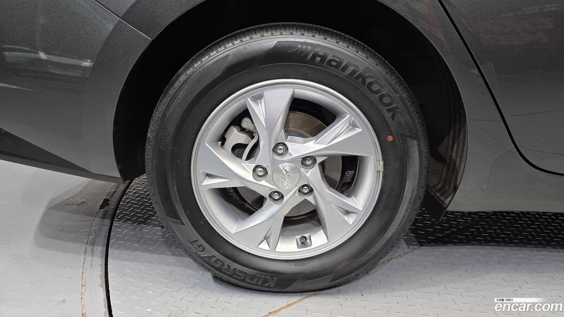 AVANTE Hyundai 2020.9-OUTER-031